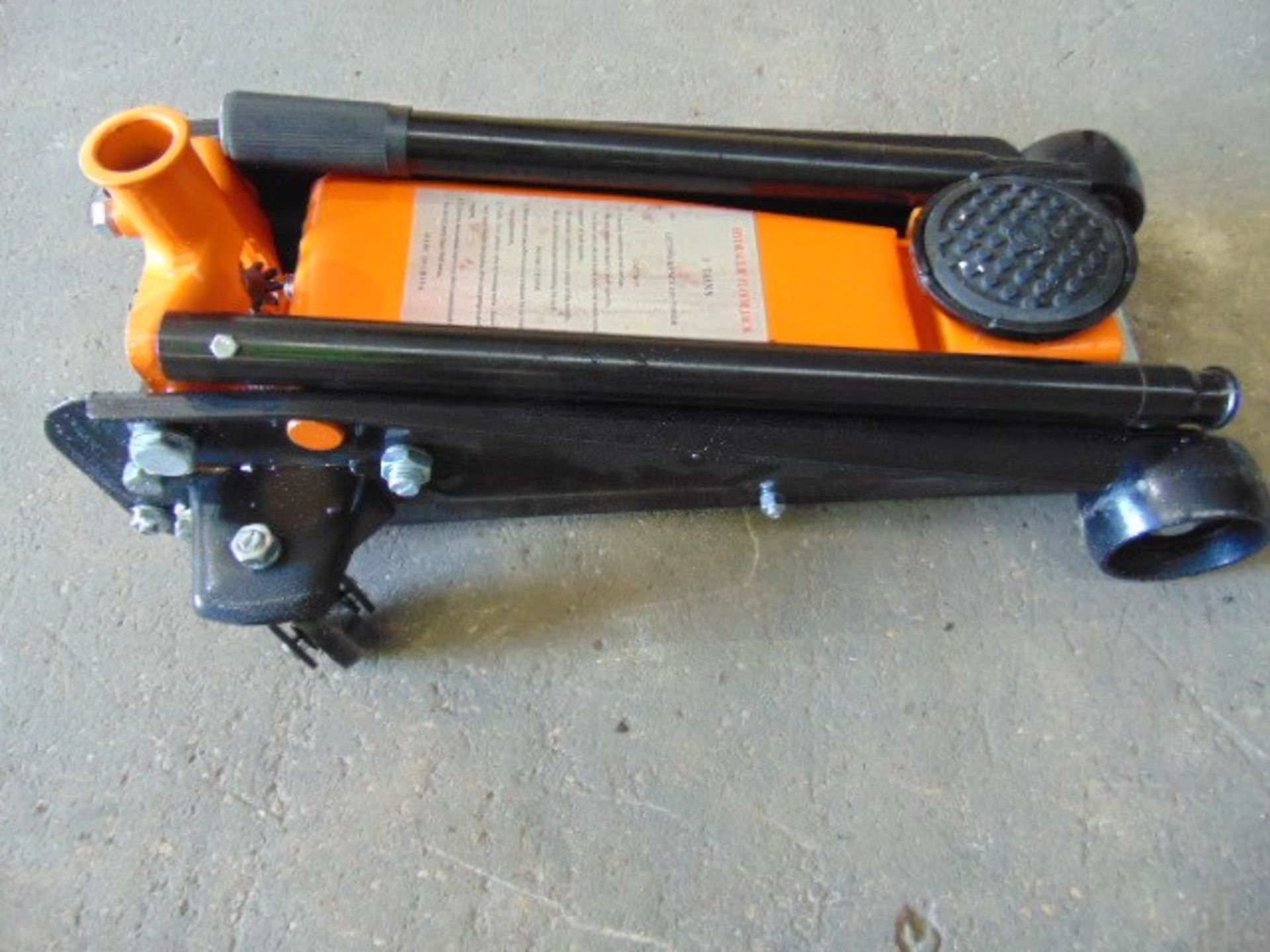 3 Tonne Hydraulic Trolley Jack New Unused - Image 3 of 4