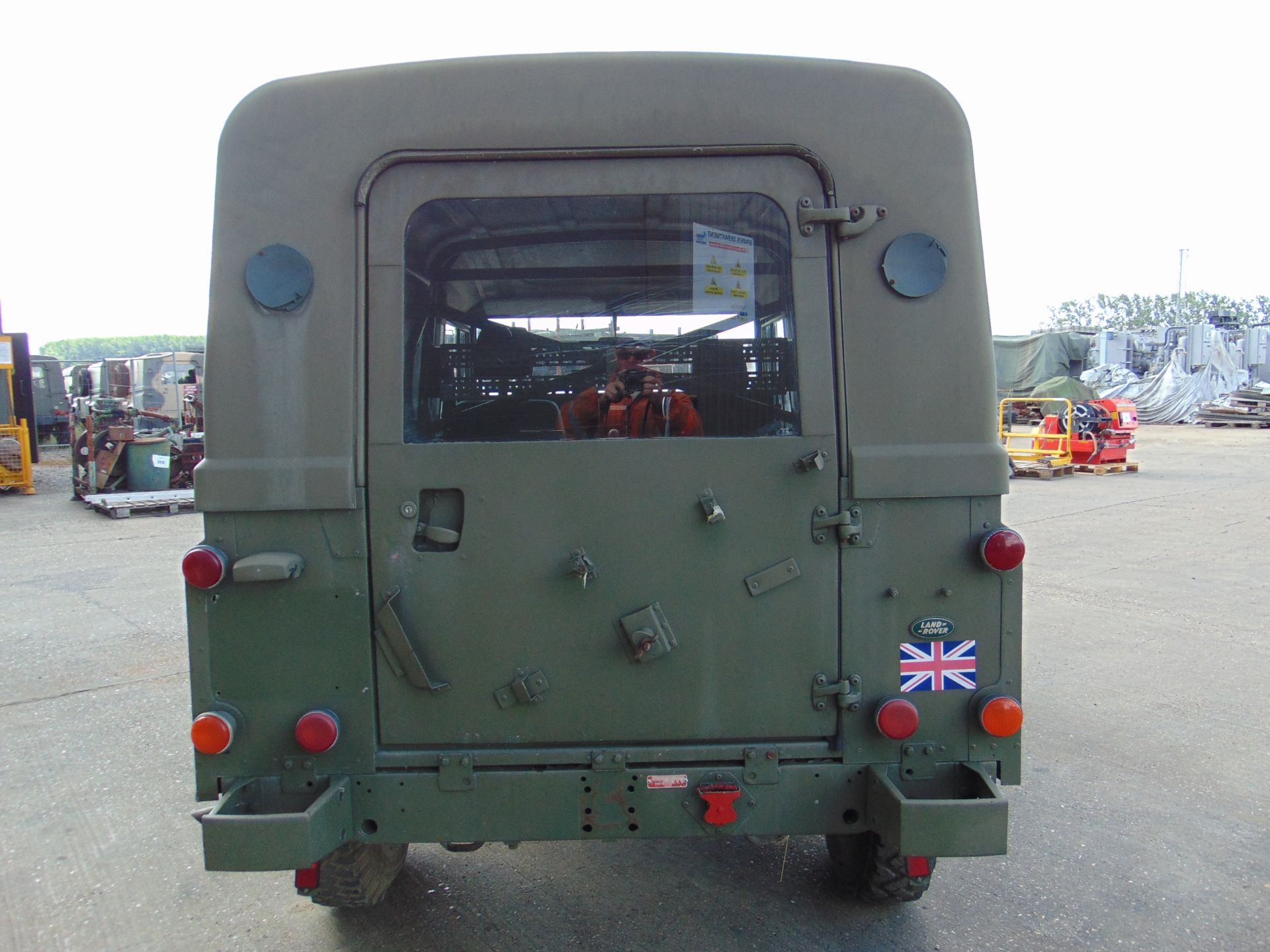 Land Rover 110 RHD Tithonus hardtop - Image 8 of 29