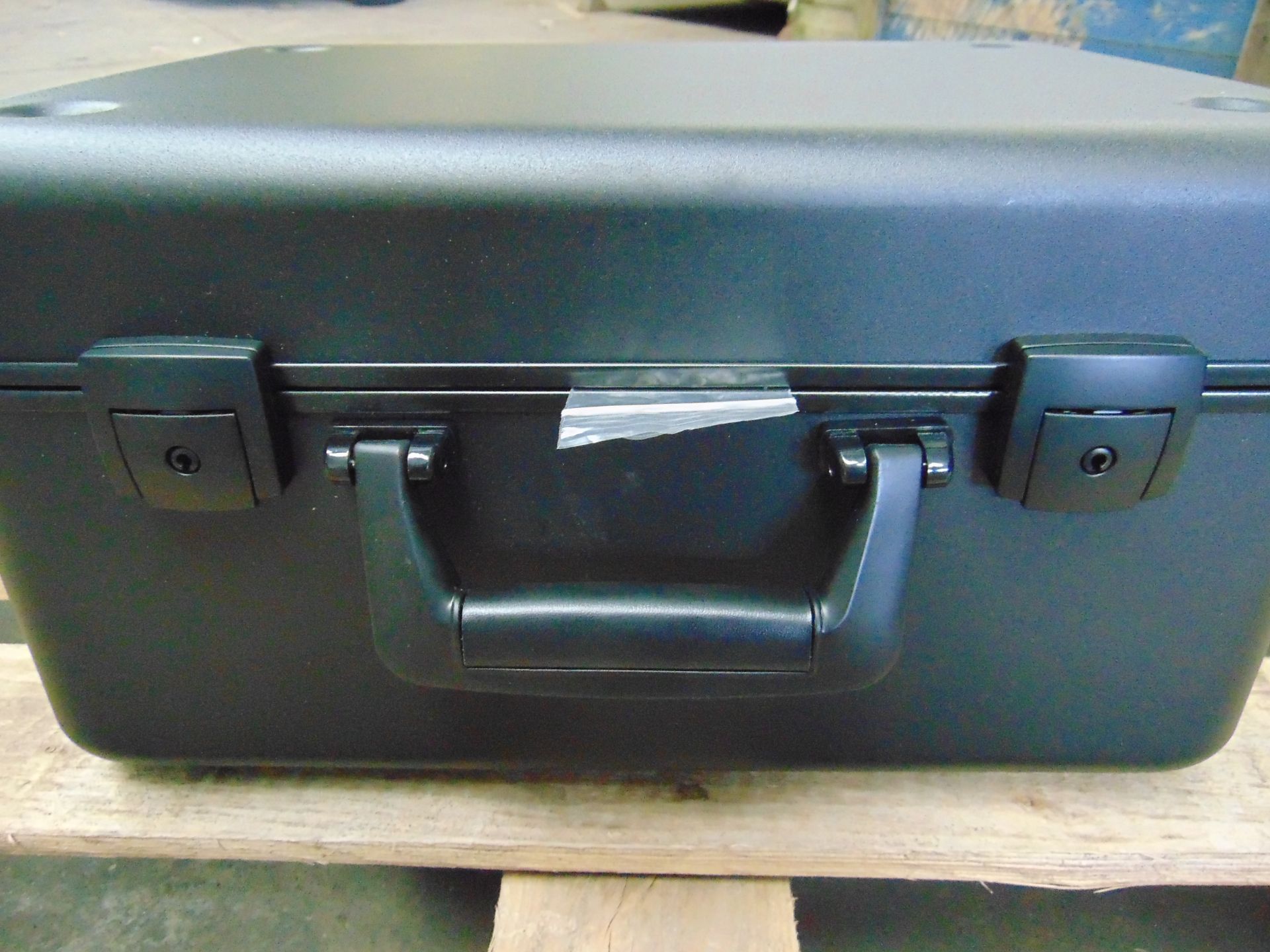 Zero Cases High Quality 40 x 30 x 22 cms lockable aluminium case - Image 2 of 5