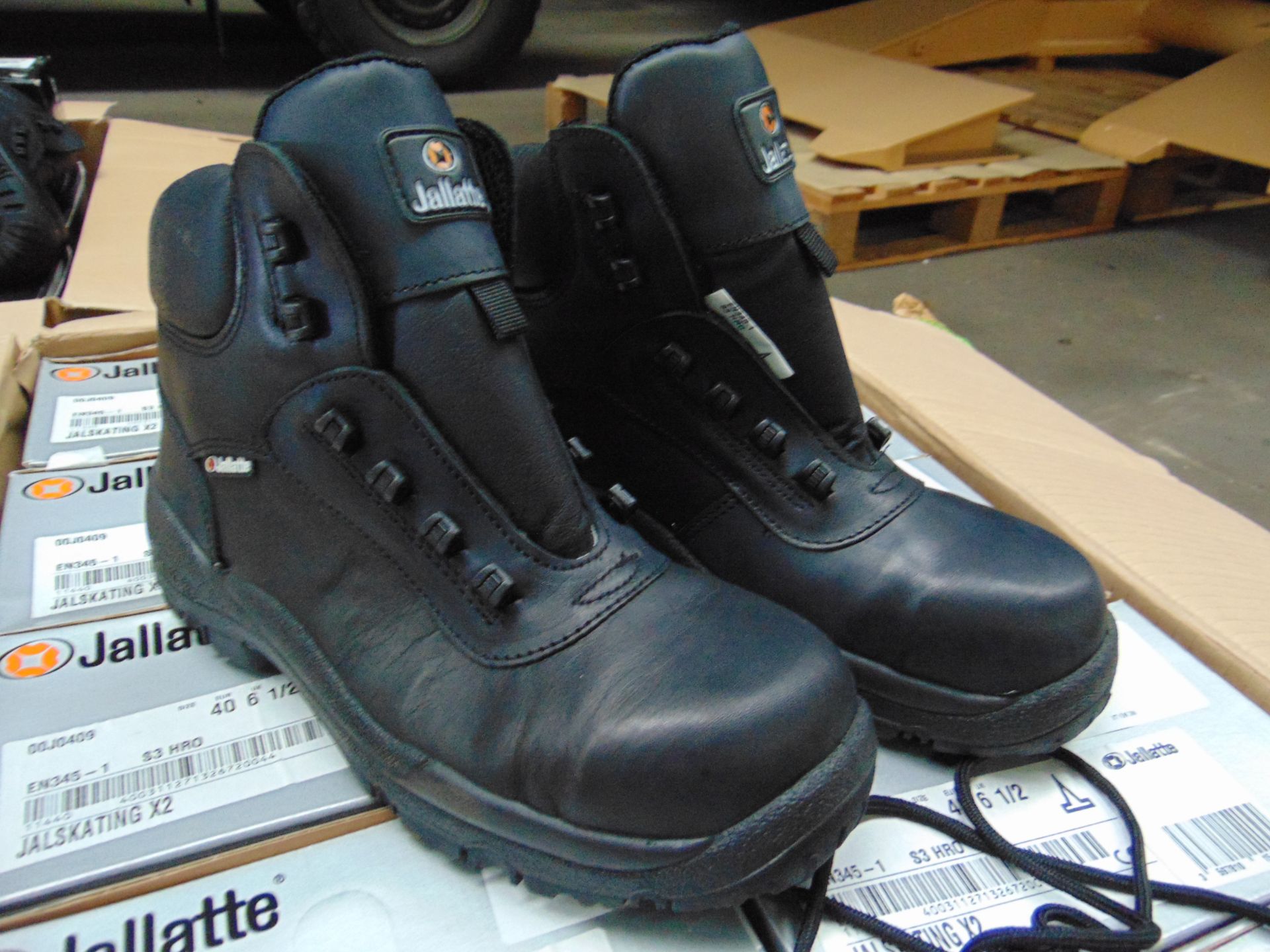 Qty 10 x UNISSUED Jallatte Safety Boots Size 6.5 - Image 2 of 4