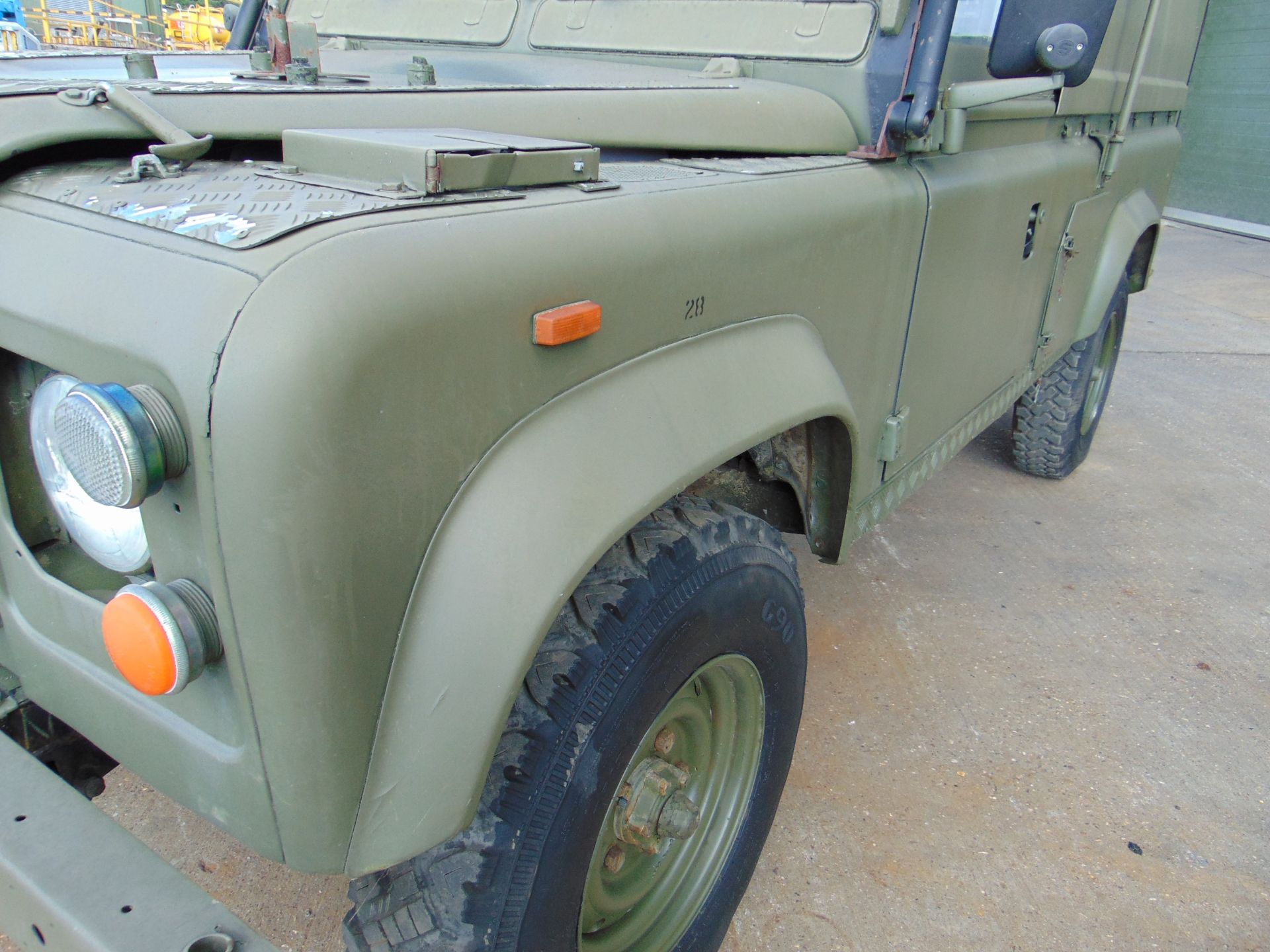 Land Rover 110 RHD Tithonus hardtop - Image 11 of 29