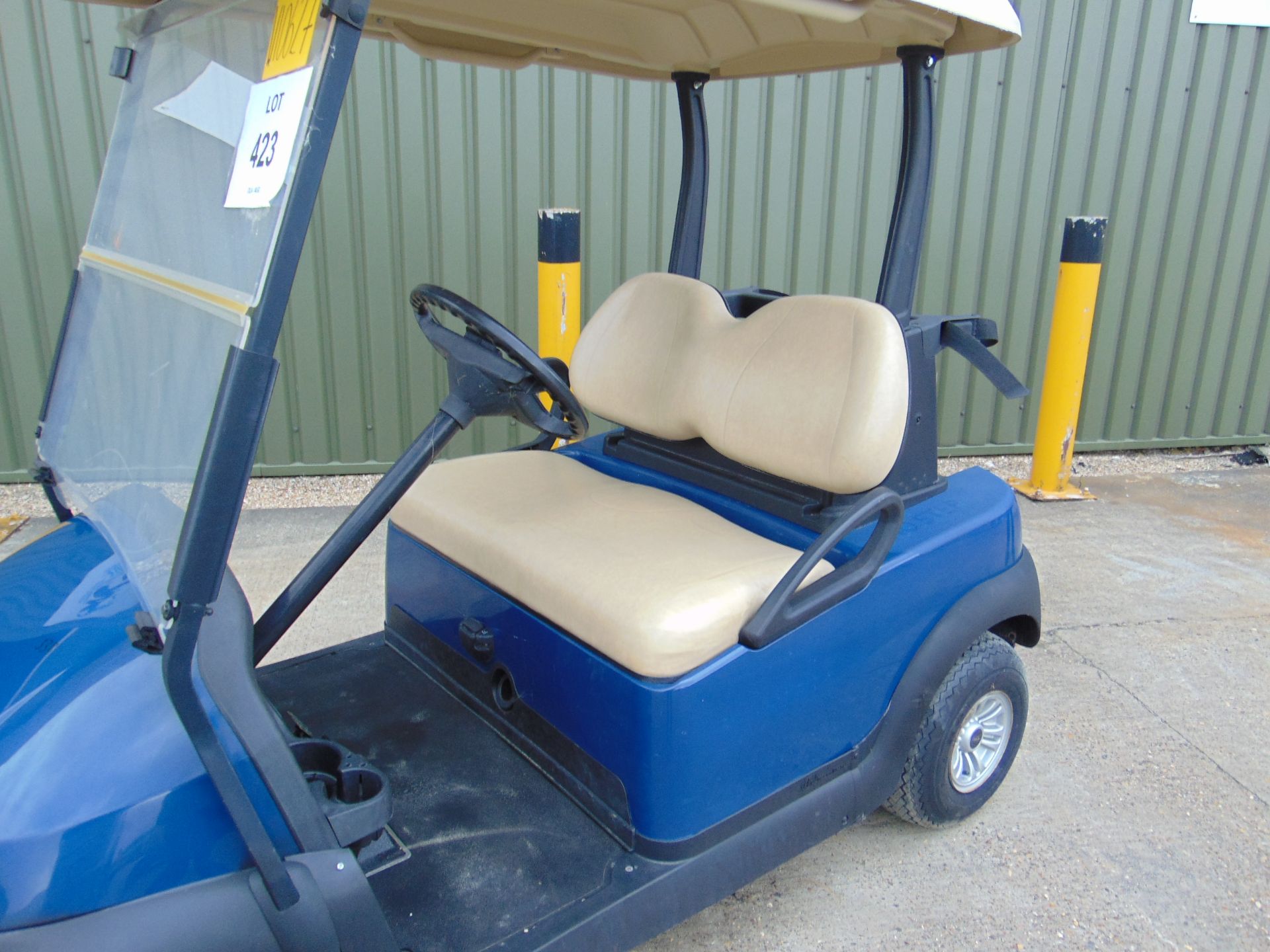 VERY NICE CLUB CAR PRECENDENT GOLF CART - LOW HOURS, NEARLY NEW TYRES - Image 4 of 14