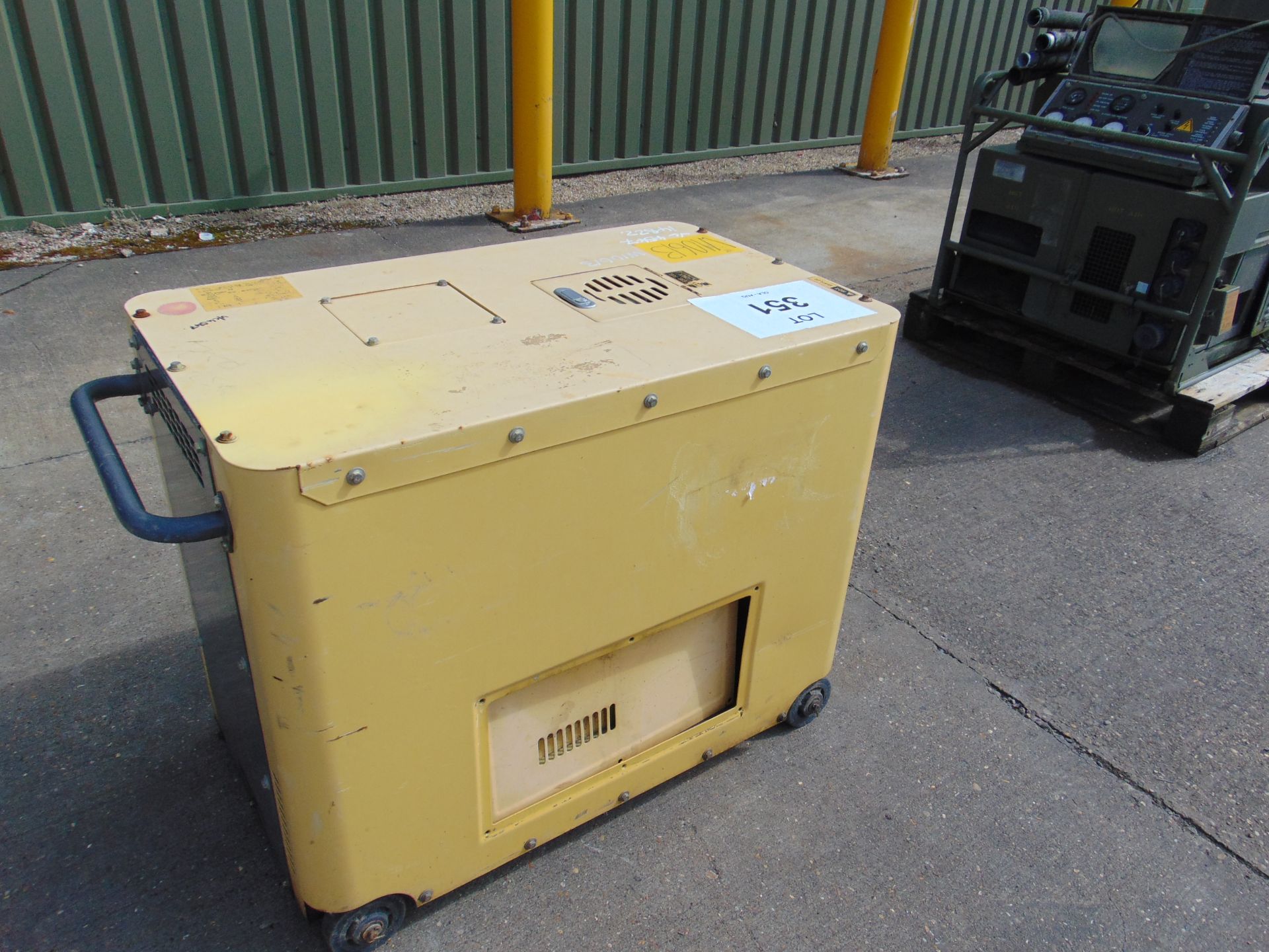 KING POWER 10000 LN SILENT DIESEL GENERATOR 230/110 VOLT SINGLE PHASE 50Hz - Image 3 of 6