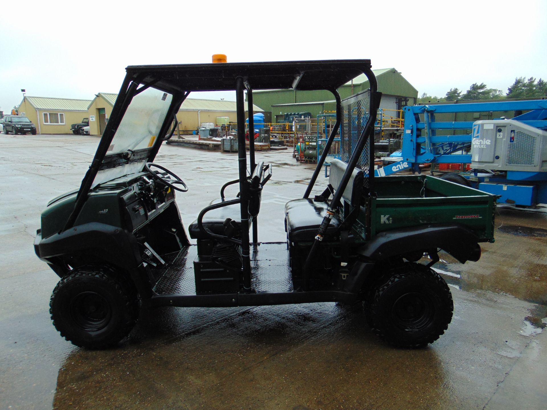 Kawasaki Mule 4010 Trans 4WD Diesel Utility Vehicle UTV c/w Power steering ONLY 1,895 hours! - Image 4 of 21