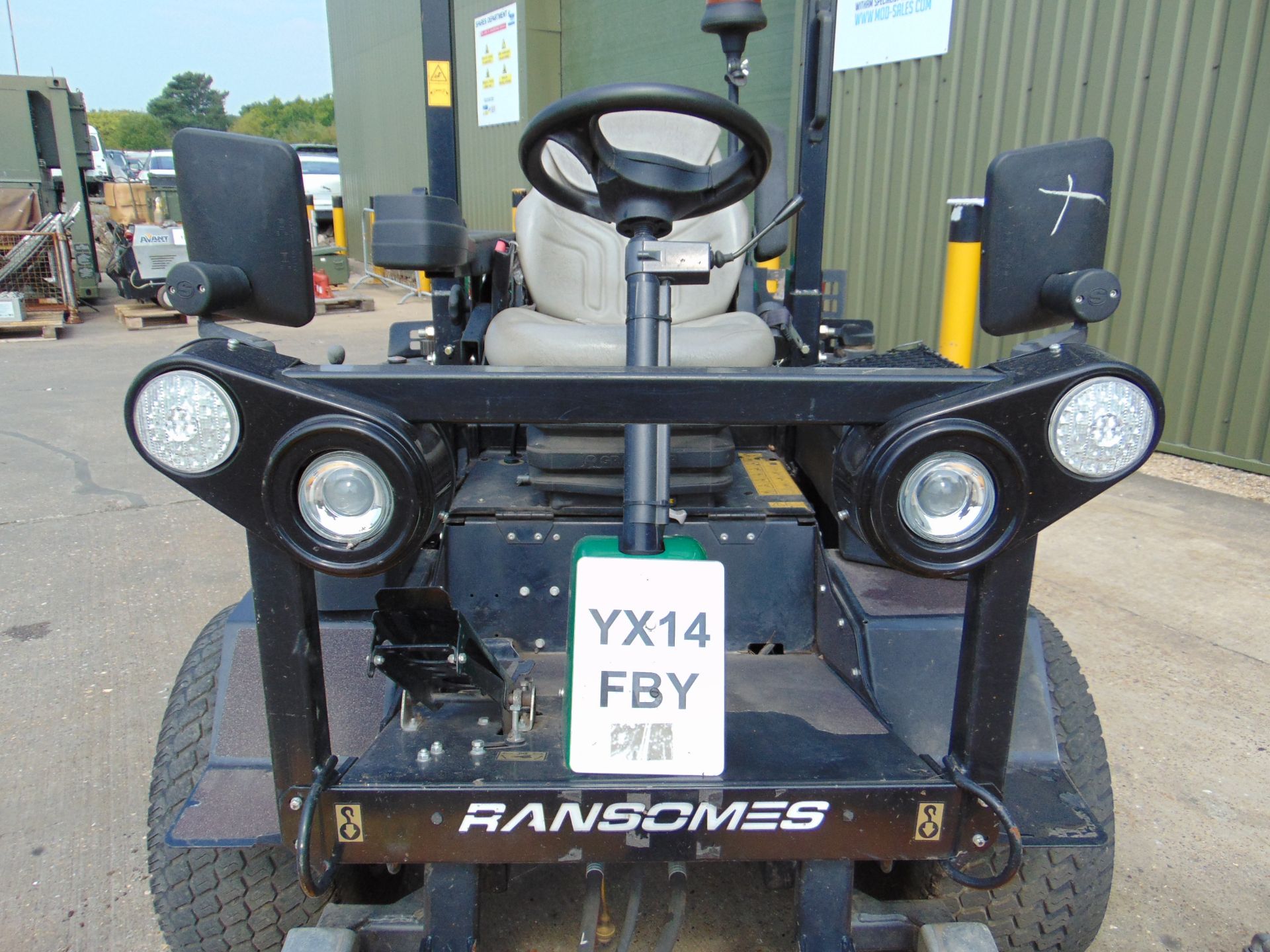 2014 Ransomes HR300 C/W Muthing Outfront Flail Mower ONLY 3,489 Hours! - Image 14 of 22