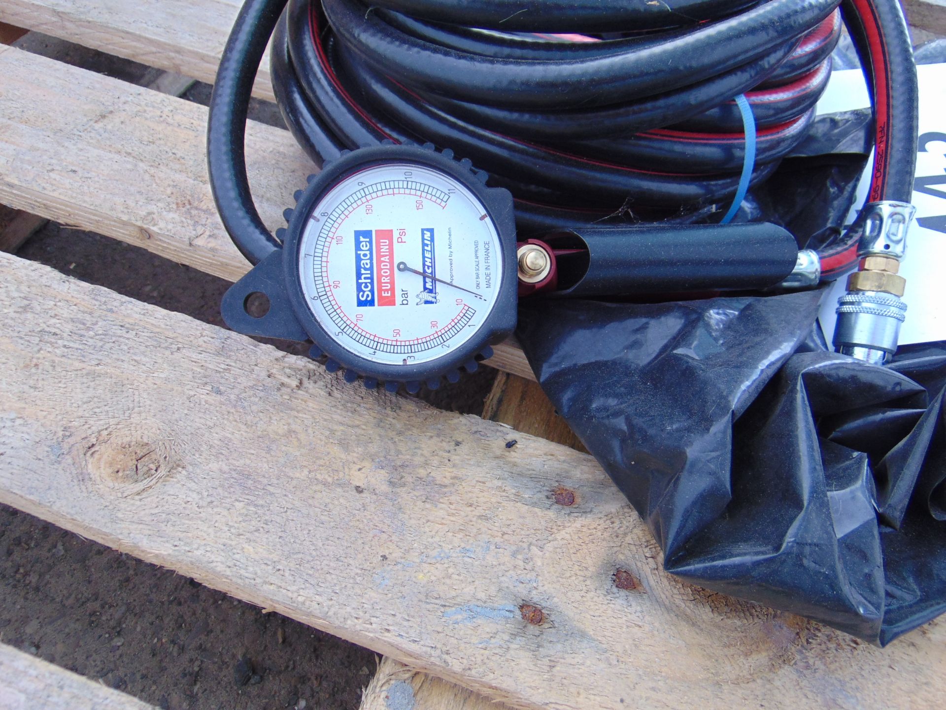 UNISSUED SCHRADER TYRE INFLATOR AS SHOWN - Image 3 of 5