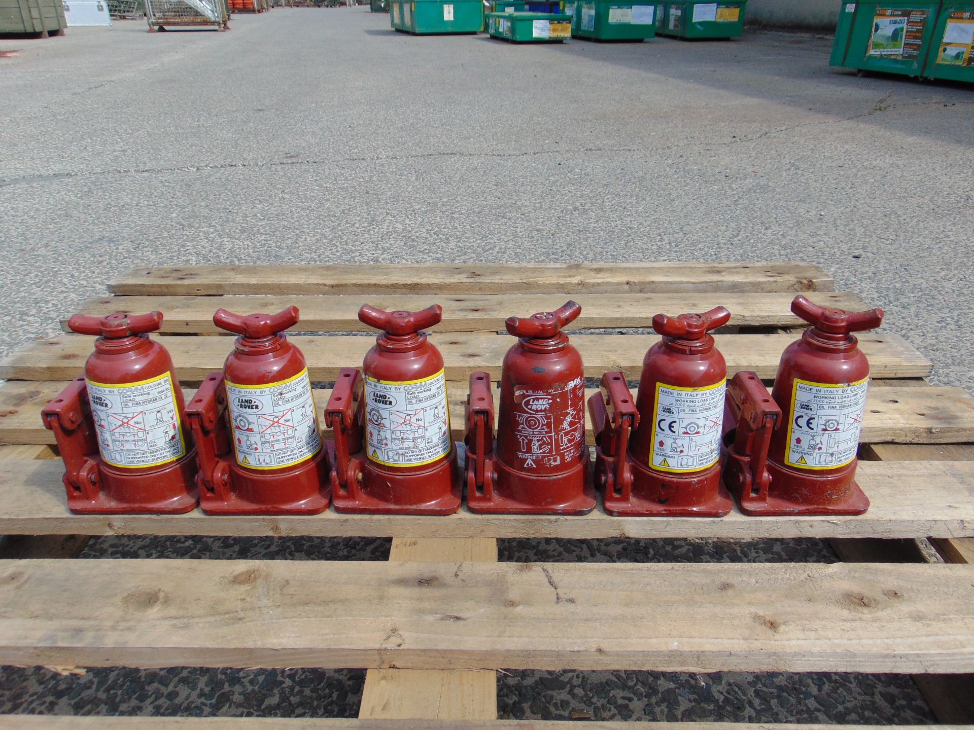 Q 6 Land Rover Coram 2 Tonne Hydraulic Jacks