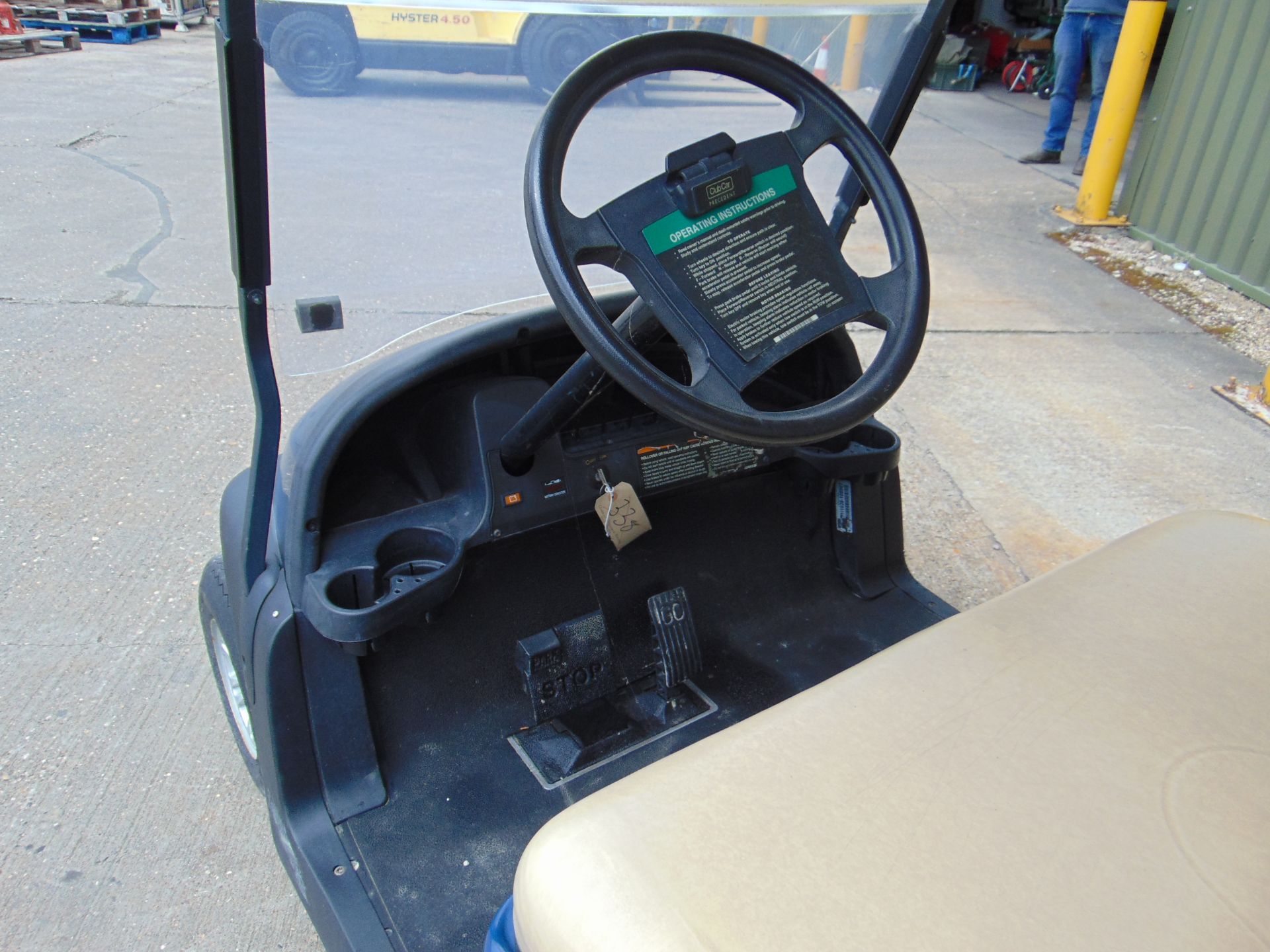 VERY NICE CLUB CAR PRECENDENT GOLF CART - LOW HOURS, NEARLY NEW TYRES - Image 5 of 14