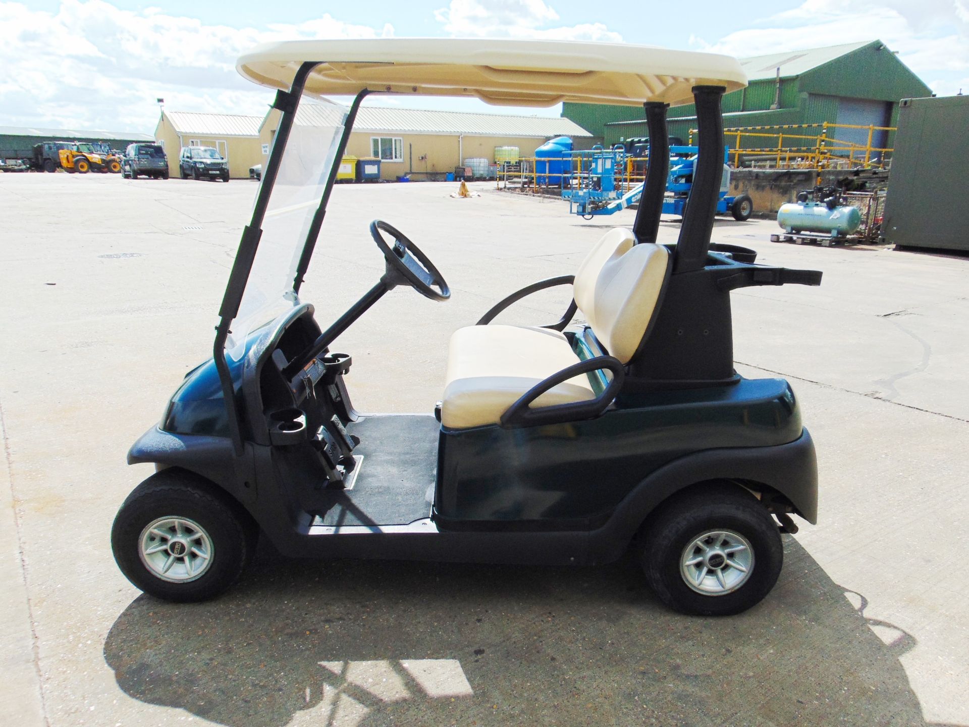 Club Car Precedent Electric Golf Buggy C/W Battery Charger - Image 5 of 15