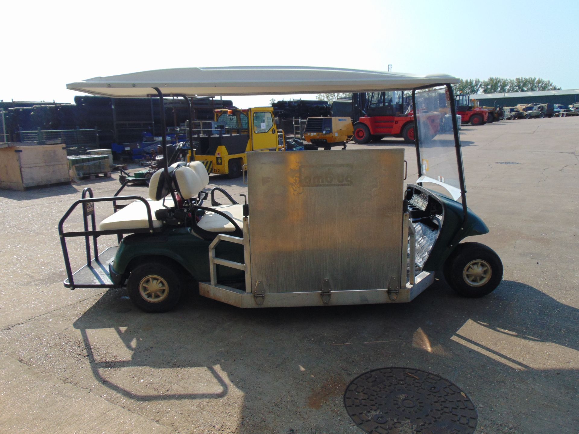 E-Z-GO 5 Seater Golf Buggy / Estate Vehicle c/w Side Loading Ramp - Image 5 of 19