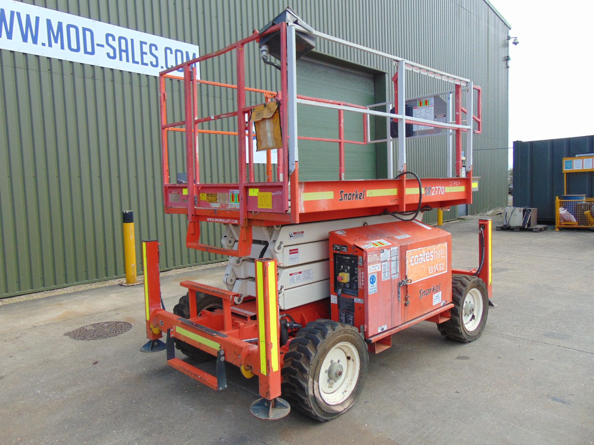 Snorkel SR2770 Rough Terrain Kubota Diesel Scissor Lift / Access Platform only 1,572 Hours! - Bild 7 aus 27