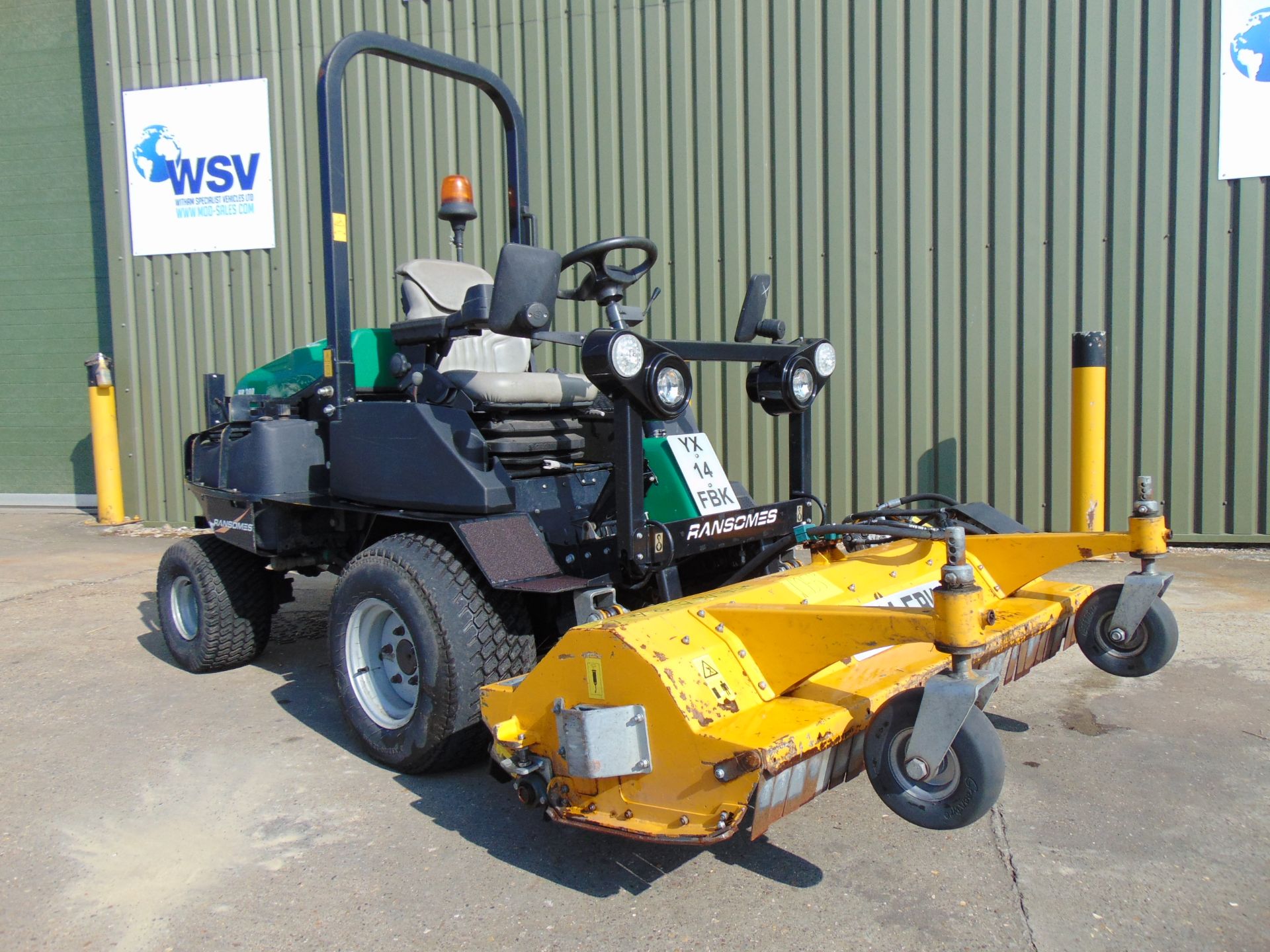 2014 Ransomes HR300 C/W Muthing Outfront Flail Mower. 2,475 hrs only - Image 2 of 28