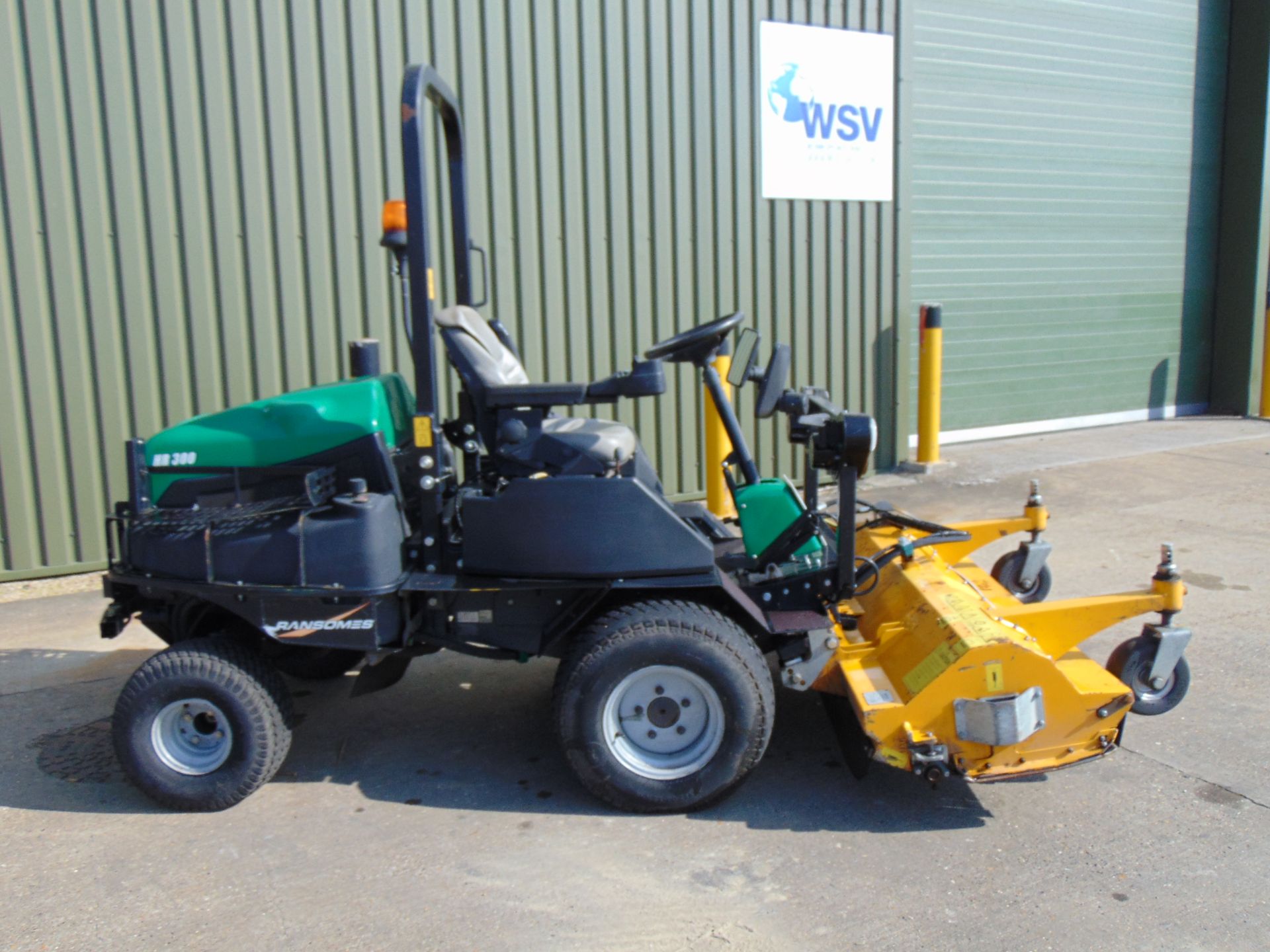 2014 Ransomes HR300 C/W Muthing Outfront Flail Mower. 2,475 hrs only - Image 6 of 28