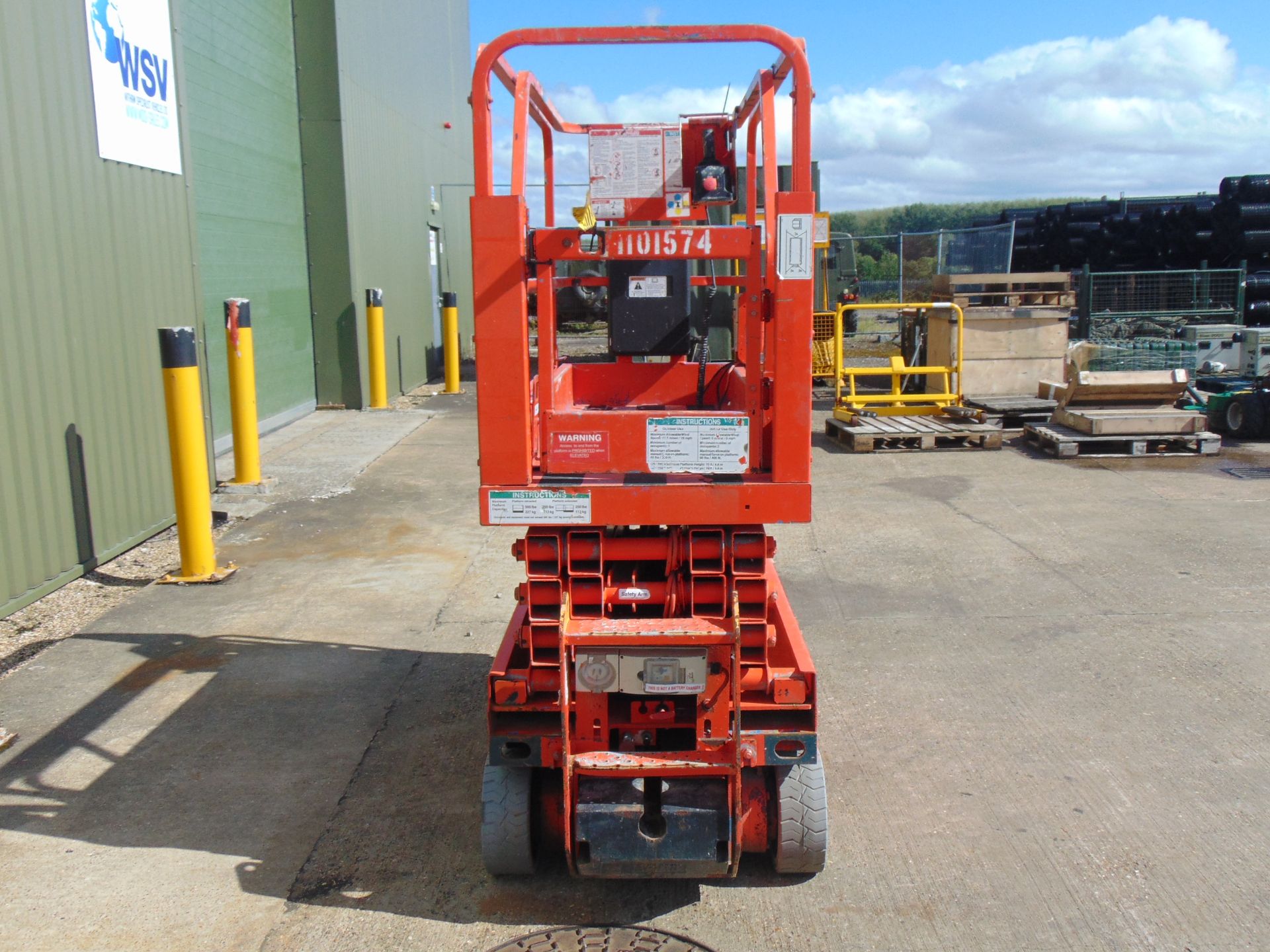 Genie GS1932 Scissor Lift / Cherry Picker / Access Platform - Image 4 of 18