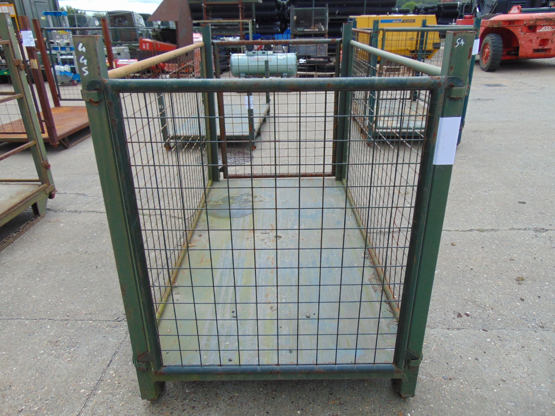 Heavy Duty Metal Stackable Stillage / Post Pallet - Image 3 of 3