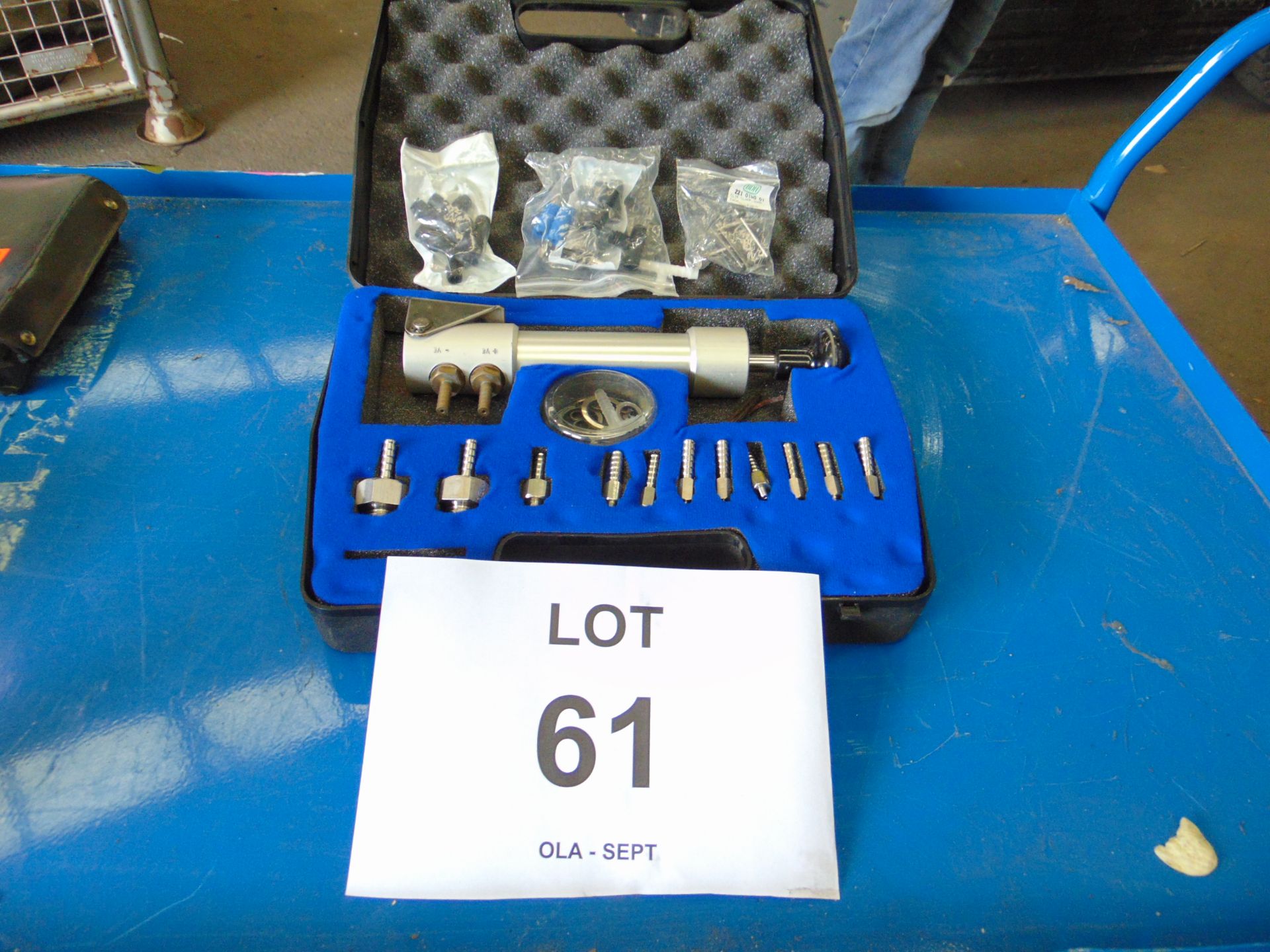 LEAK RATE INDICATOR ACCESSORY KIT IN CASE