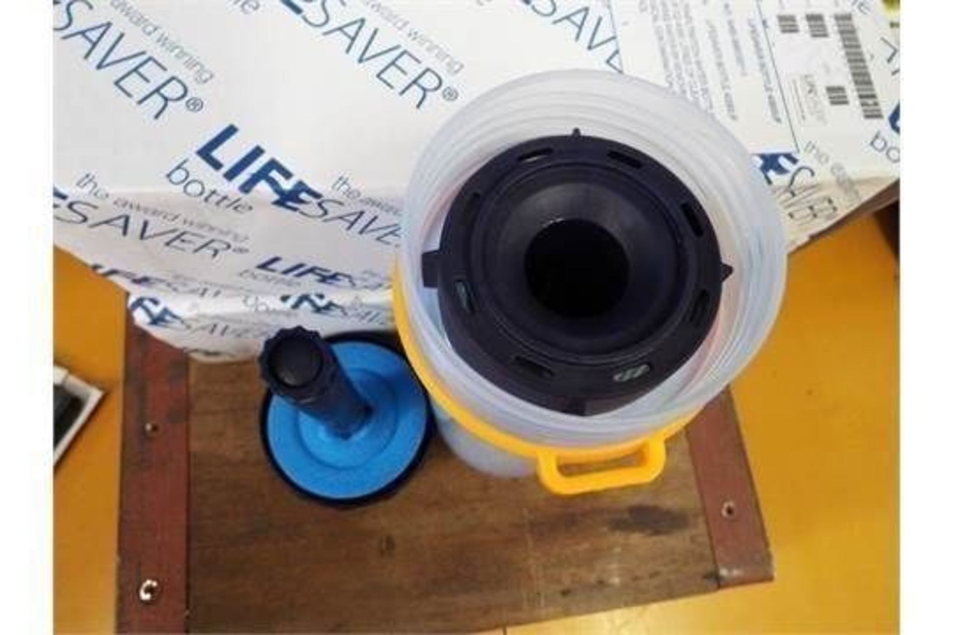 10x LIFESAVER 4000UF ULTRA FILTRATION WATER BOTTLES - Image 2 of 7