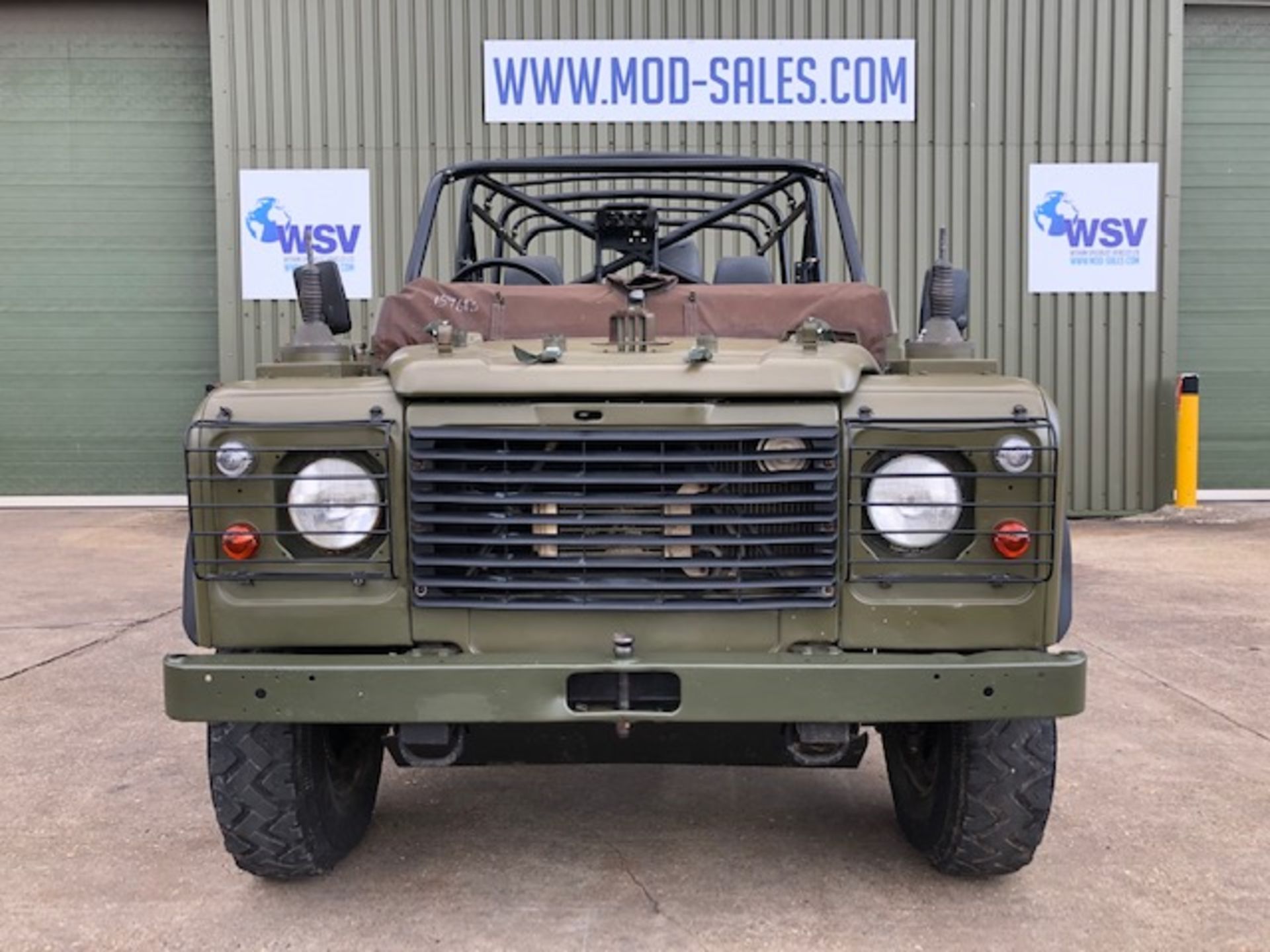 Land Rover Defender Wolf 110 Scout vehicle - Bild 2 aus 33