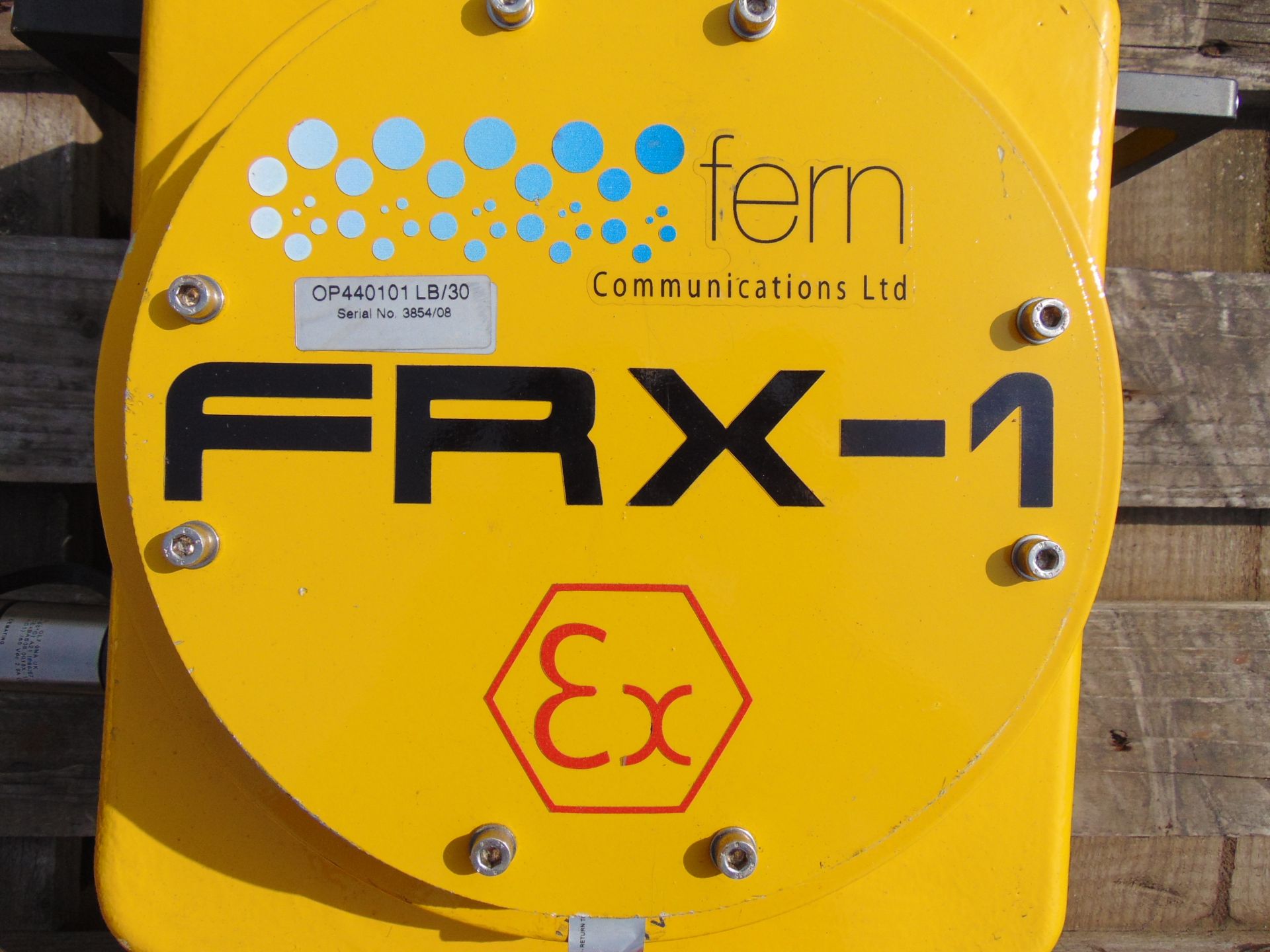 Fern FRX-1 UHF 440-470MHz ATEX Portable Repeater - Image 2 of 7