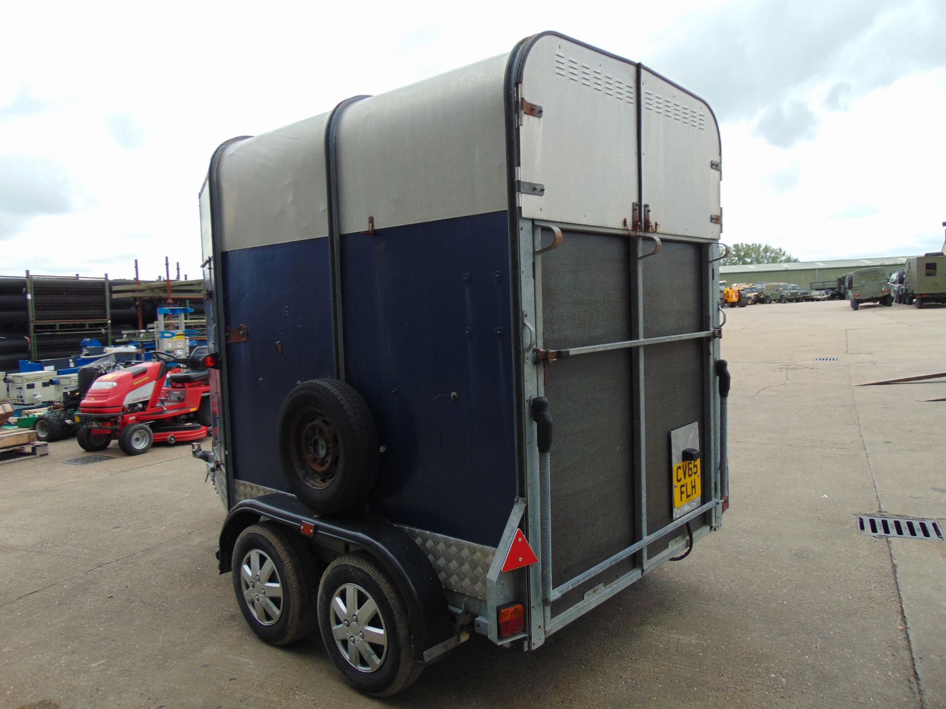 Ifor Williams Twin Horsebox Trailer - Image 11 of 14