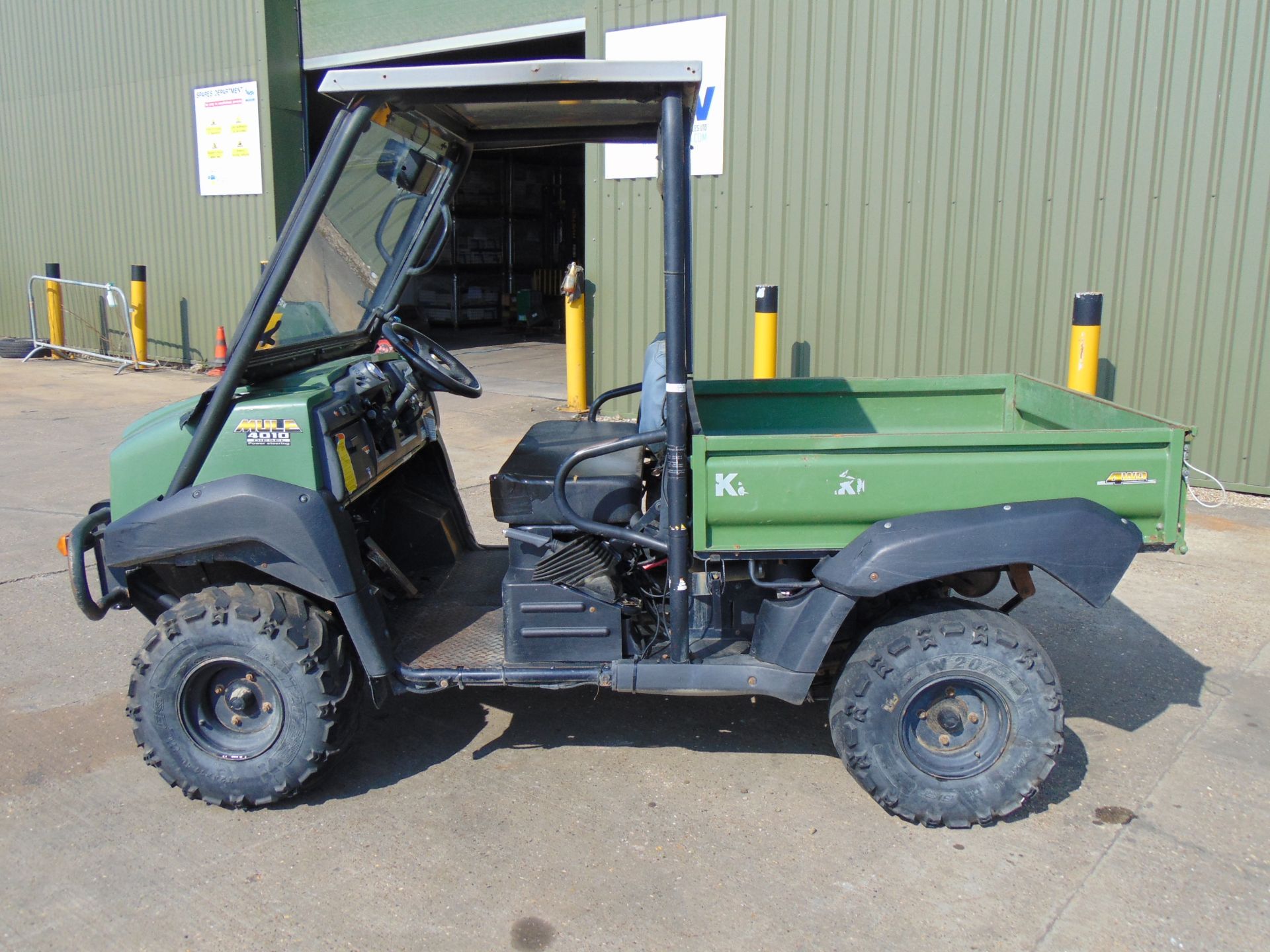 Kawasaki Mule 4010 4WD Diesel Utility Vehicle UTV c/w Power steering 3196 hours Only ! - Image 6 of 21