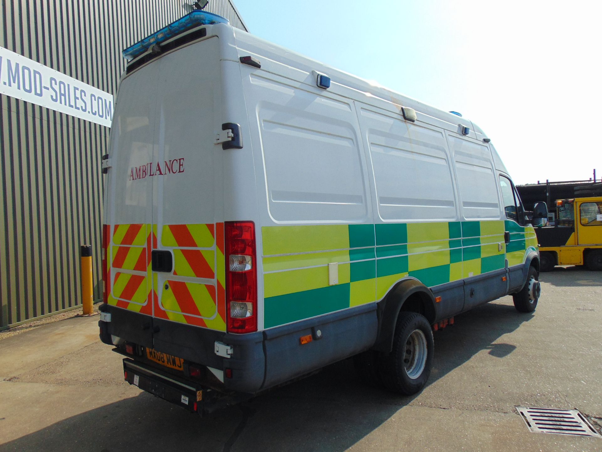 2008 Iveco Daily 65C18V 3.0 HPT Long Wheel Base High roof panel van ONLY 8,693 MILES! - Image 7 of 34