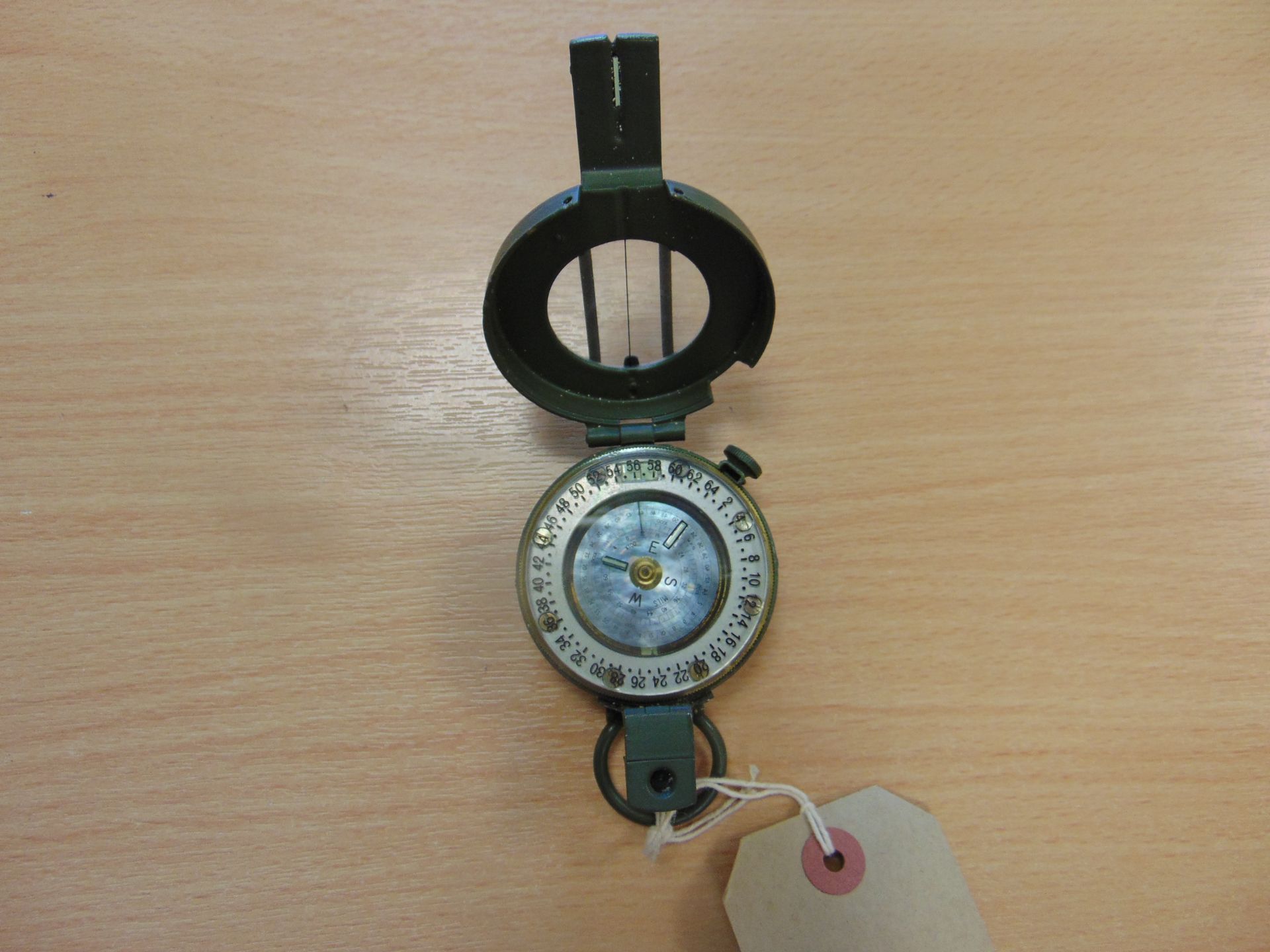 VERY NICE UNISSUED STANLEY PRISMATIC MARCHING COMPASS NATO MARKED - Image 3 of 7