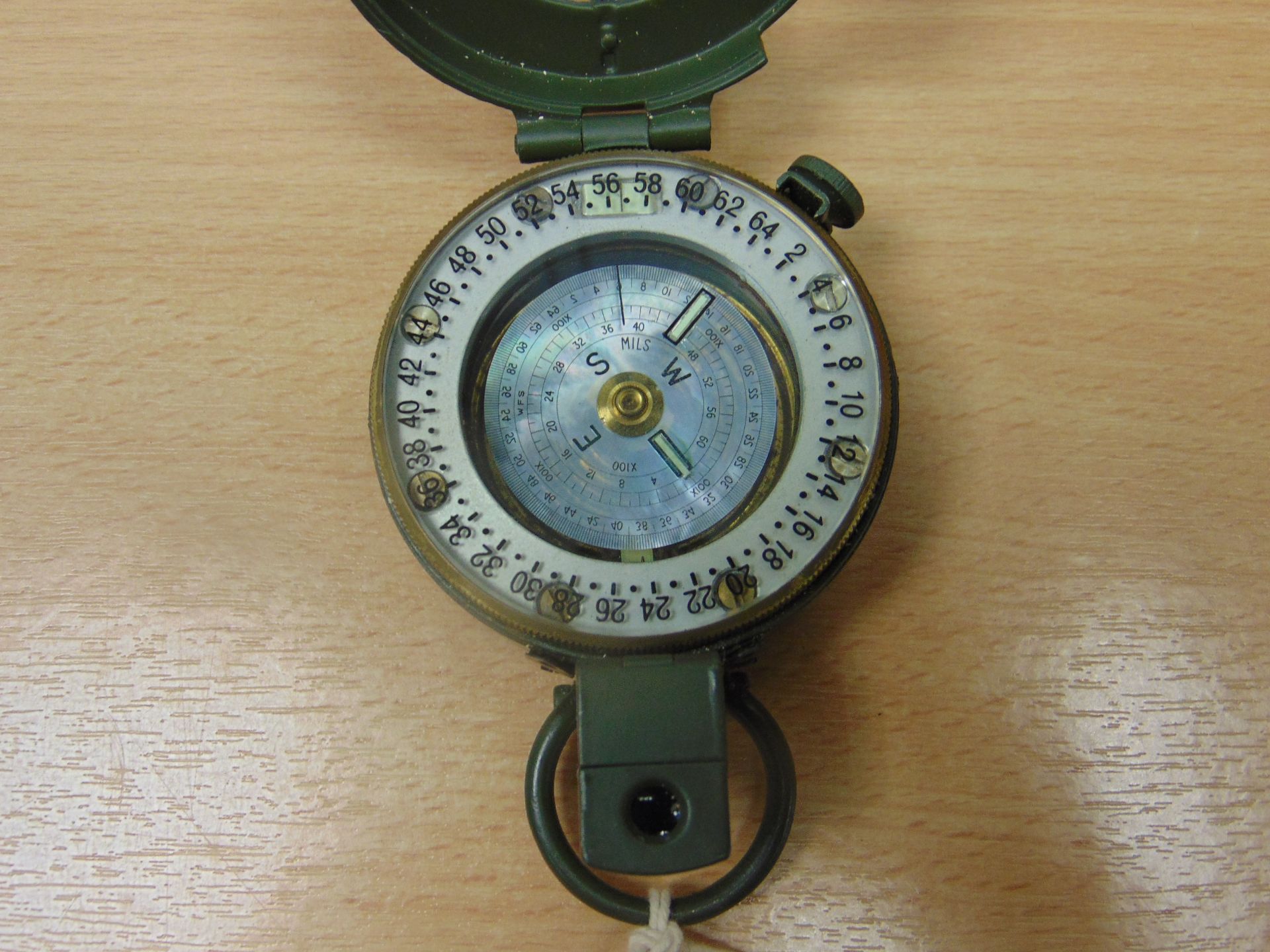 VERY NICE UNISSUED STANLEY PRISMATIC MARCHING COMPASS NATO MARKED