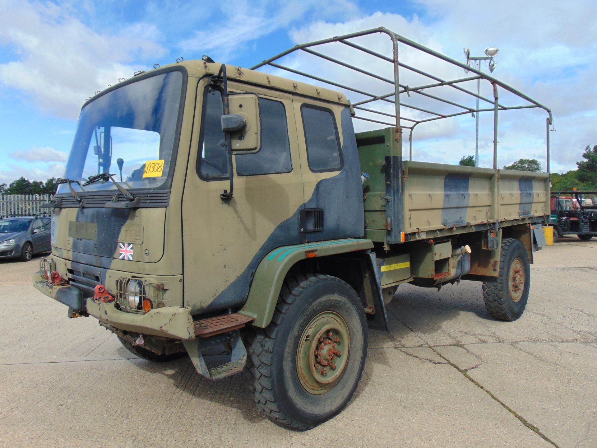 Left Hand Drive Leyland Daf 45/150 4 x 4