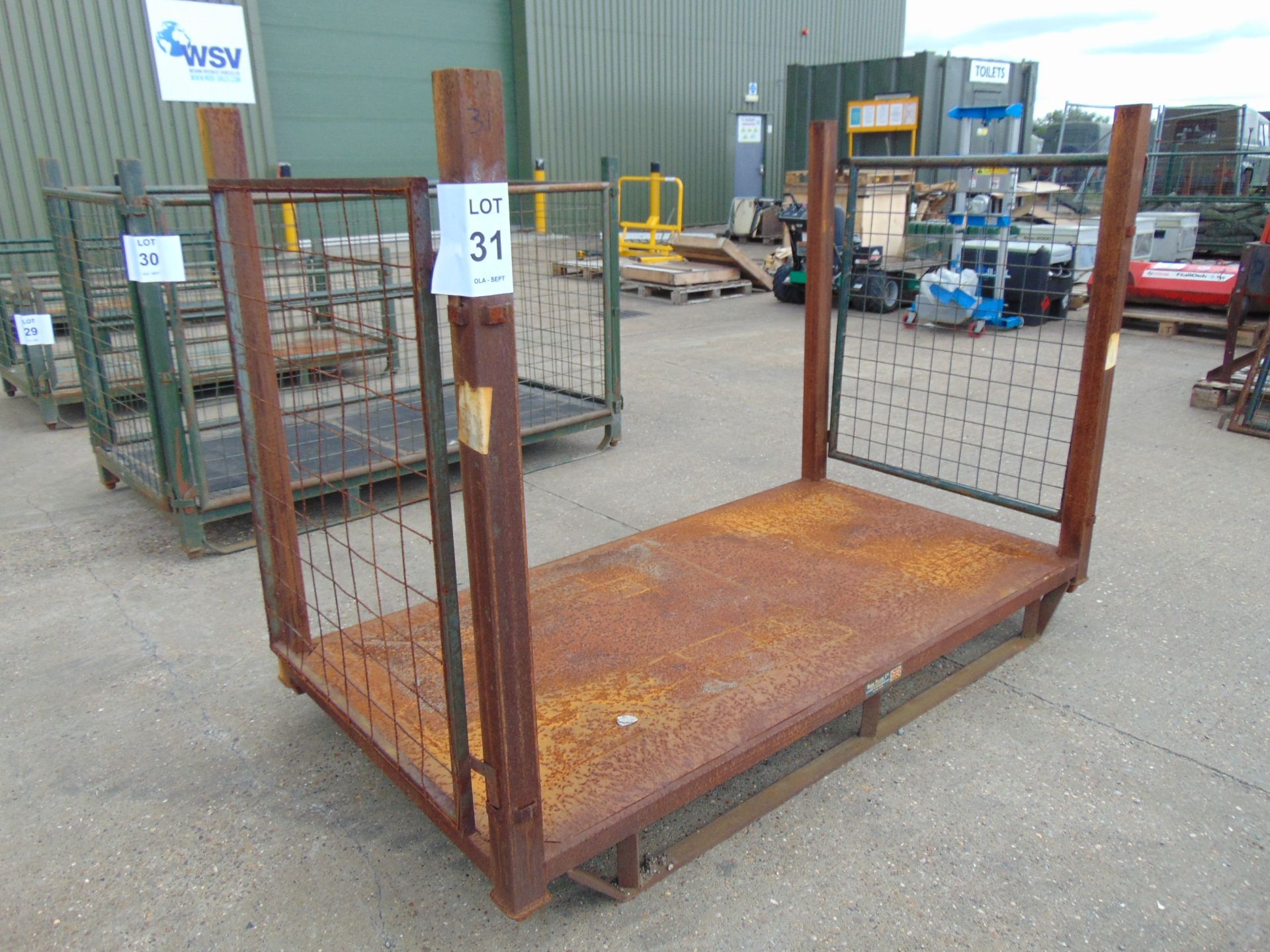 Heavy Duty Metal Stackable Stillage / Post Pallet