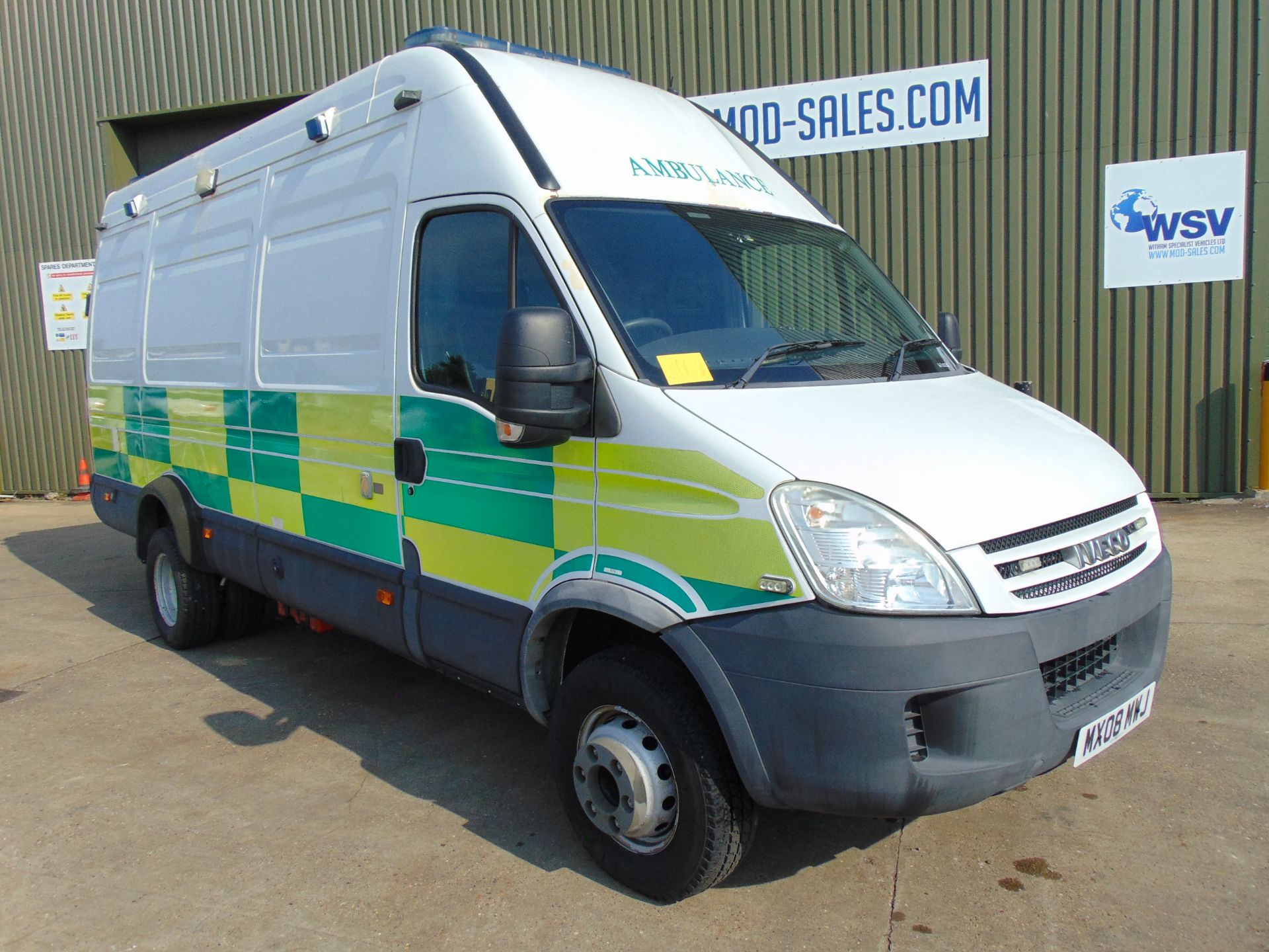 2008 Iveco Daily 65C18V 3.0 HPT Long Wheel Base High roof panel van ONLY 8,693 MILES! - Image 2 of 34