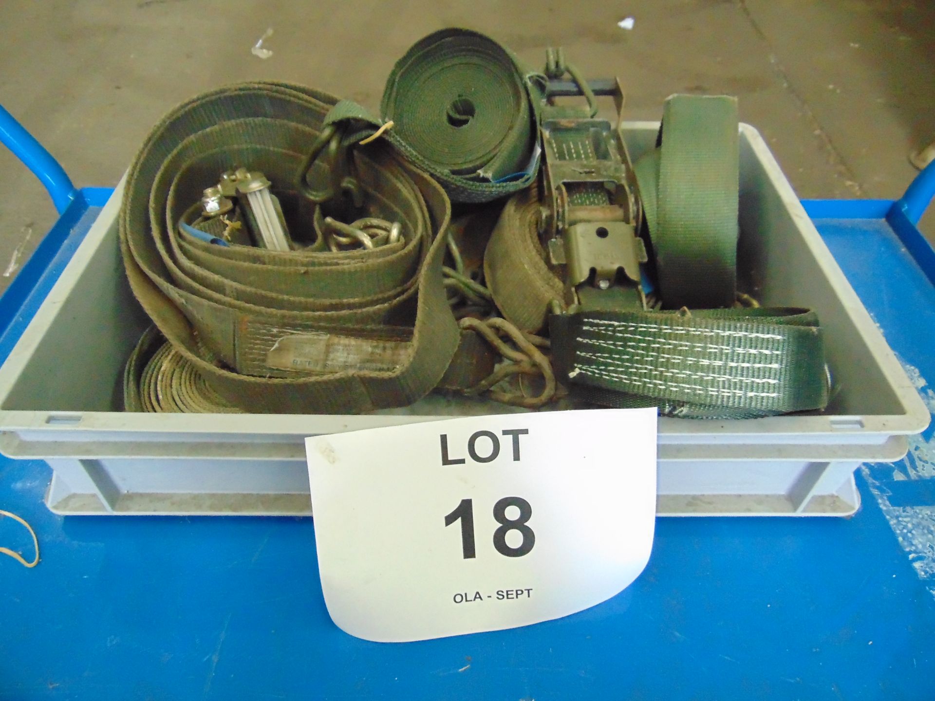 BOX OF RATCHET STRAPS AS SHOWN.