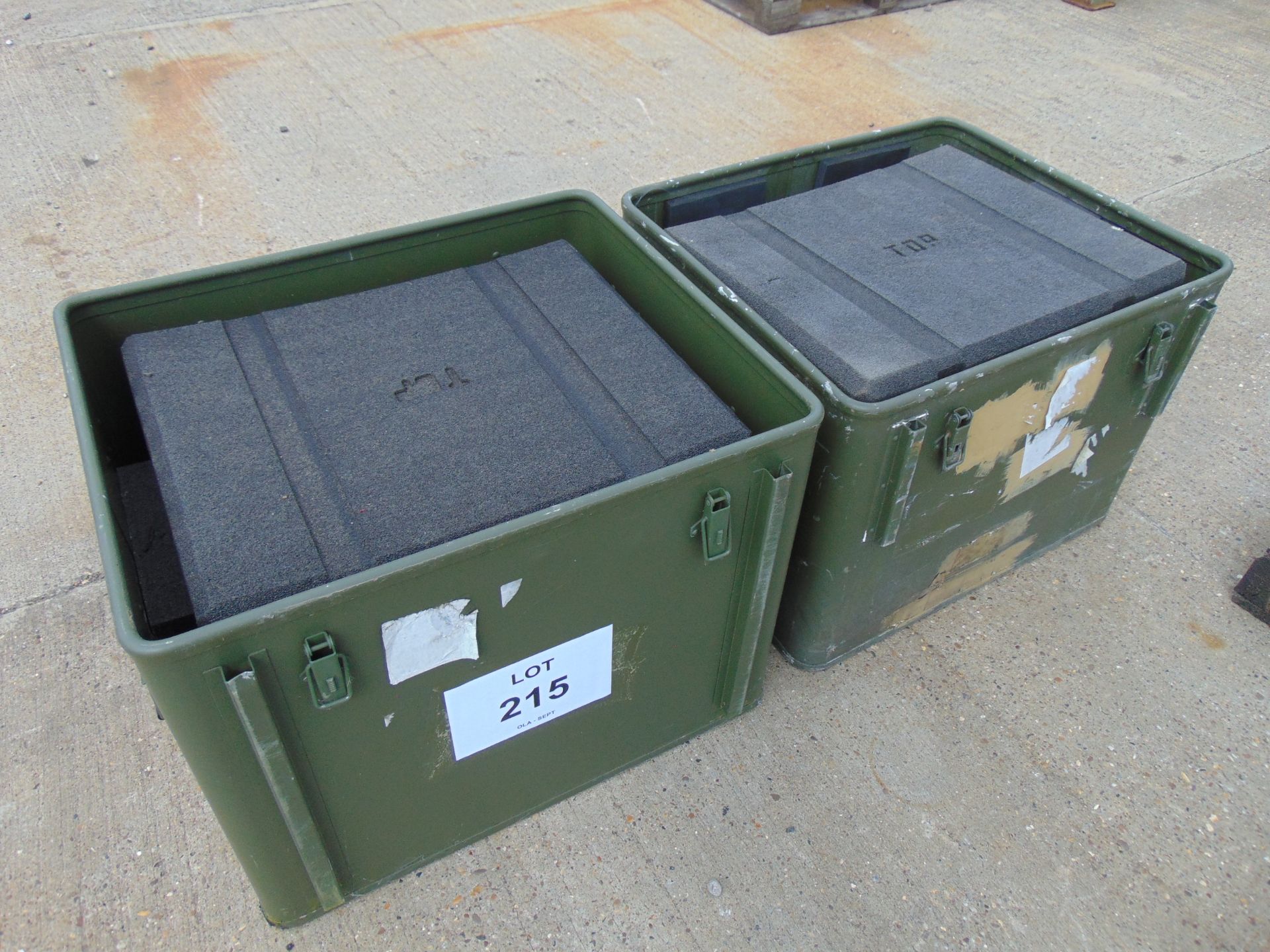 2 x Large Aluminium Storage Boxes 78 x 65 x 60 cms as shown - Image 4 of 6