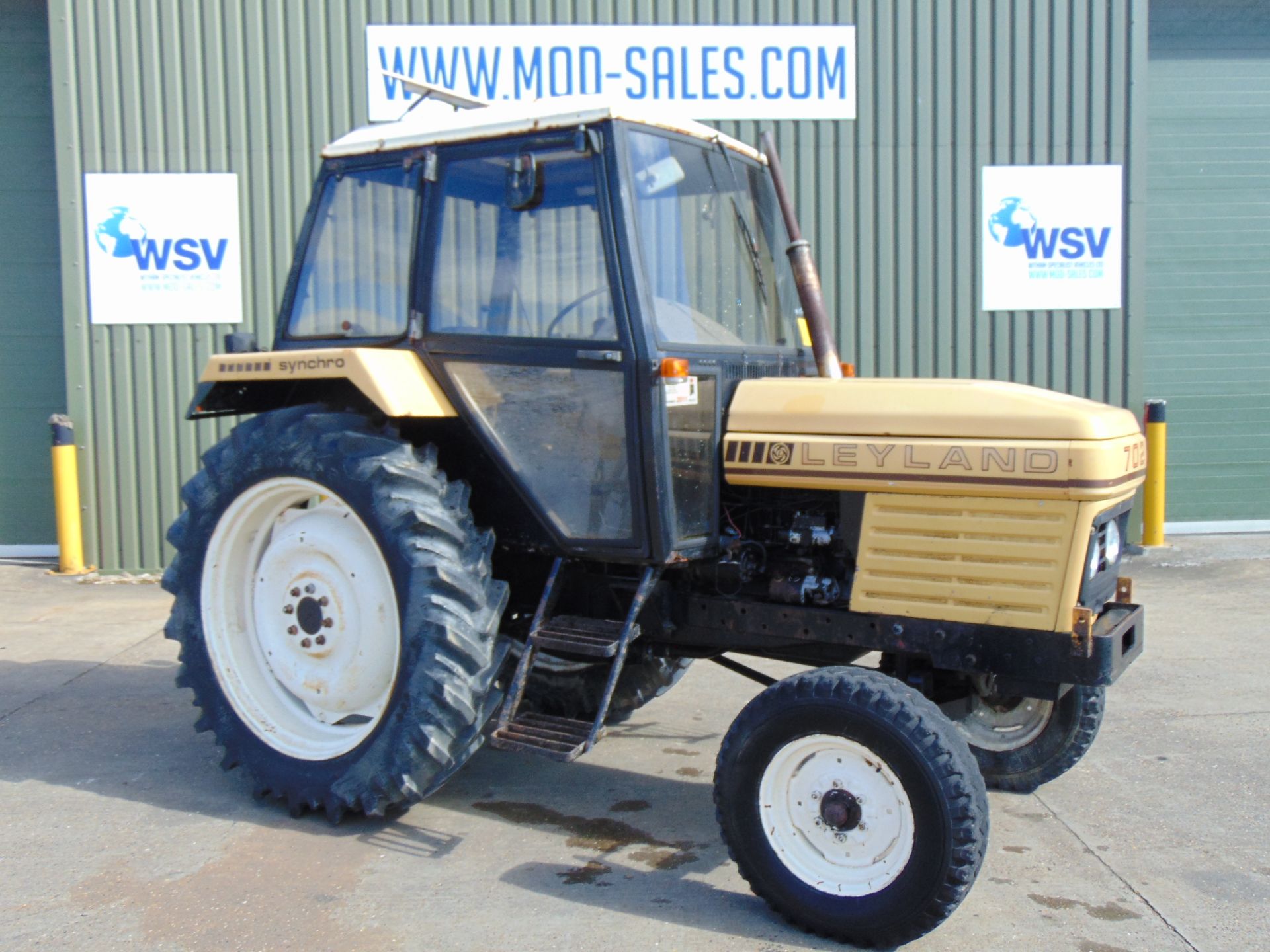 Leyland 702 Synchro 2WD Tractor Only 3,507 Hours
