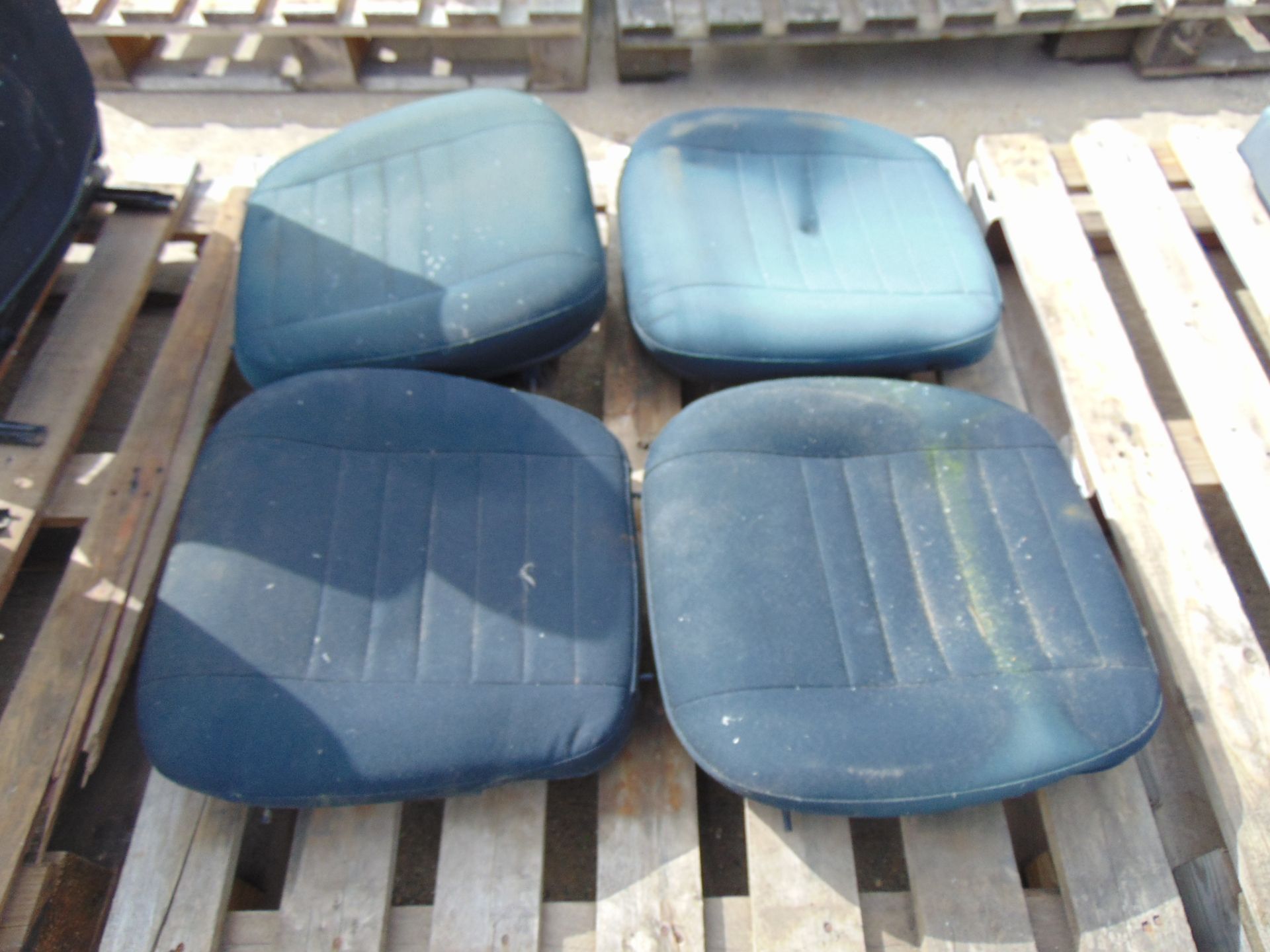 4 x Land Rover Exmoor Trim Seat Bases - Image 2 of 3
