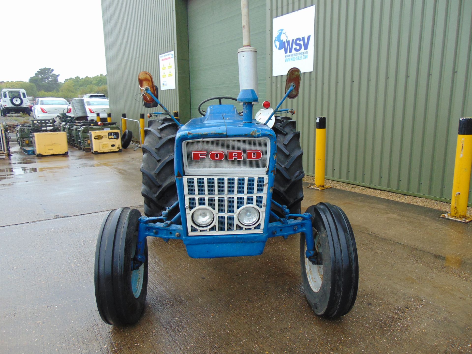 Ford 3000 2WD Tractor - Image 3 of 23