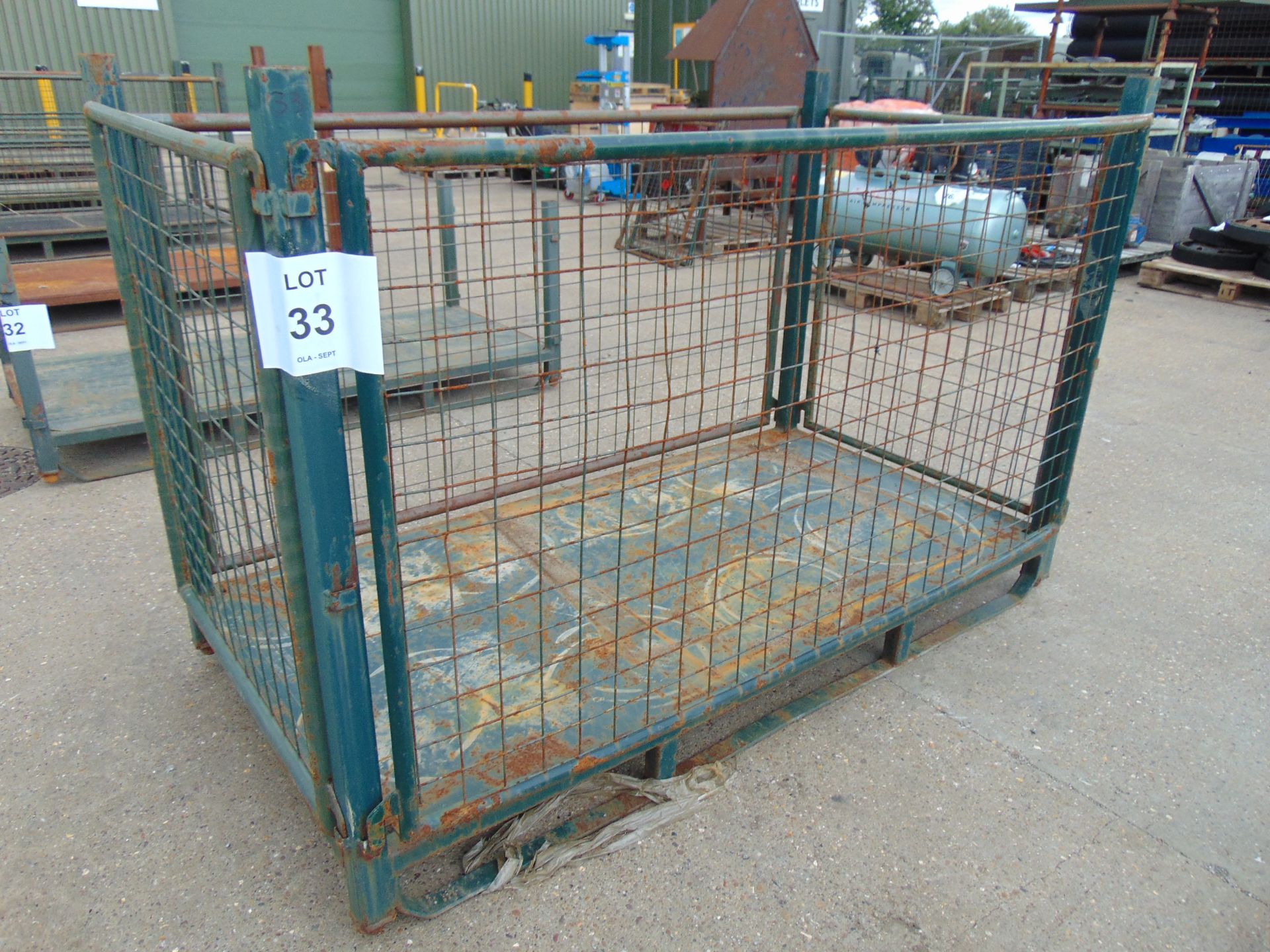 Heavy Duty Metal Stackable Stillage / Post Pallet