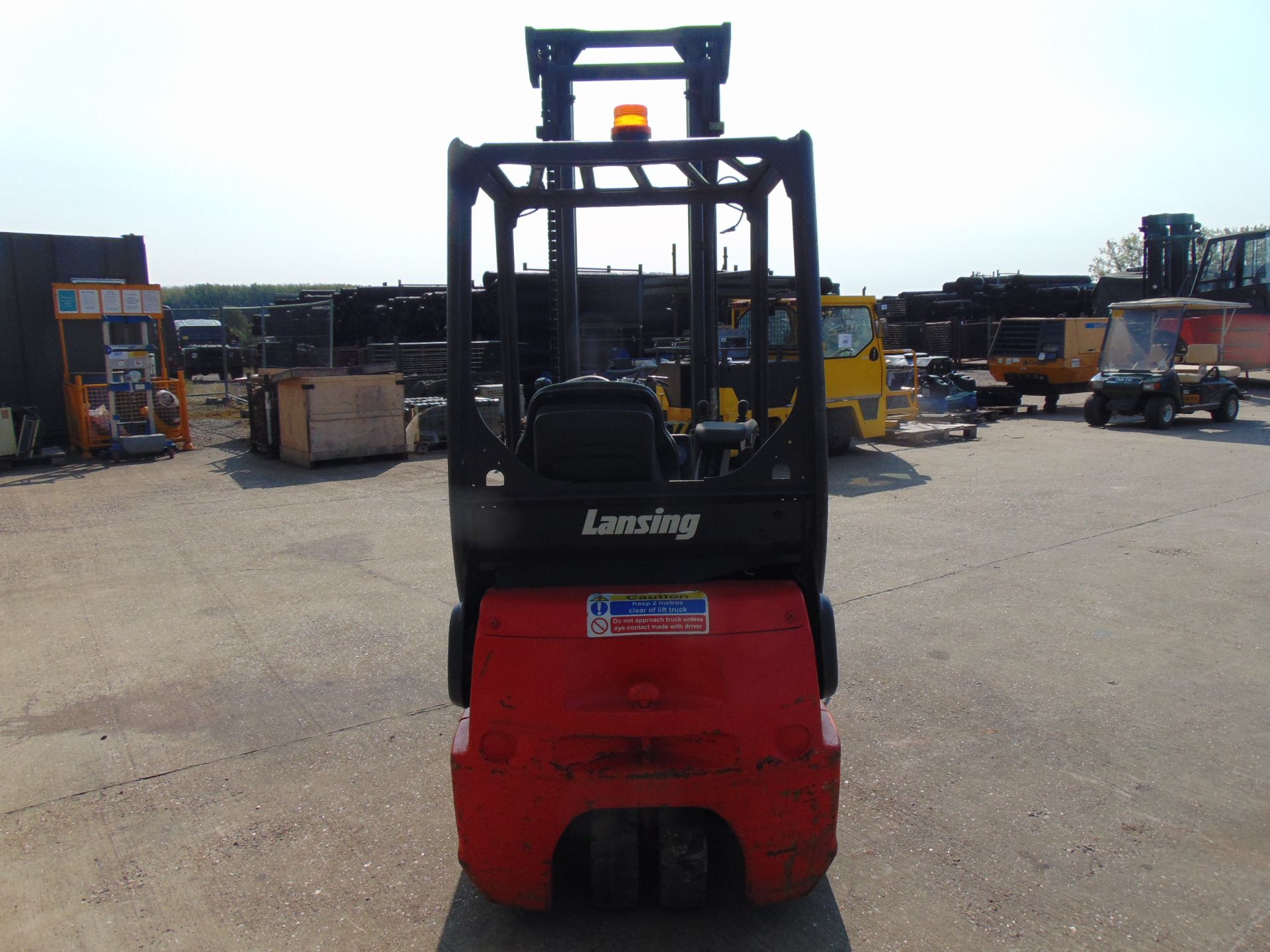 Linde E14-02 Electric 3 Wheel Counterbalance Forklift c/w Charger - Image 8 of 17