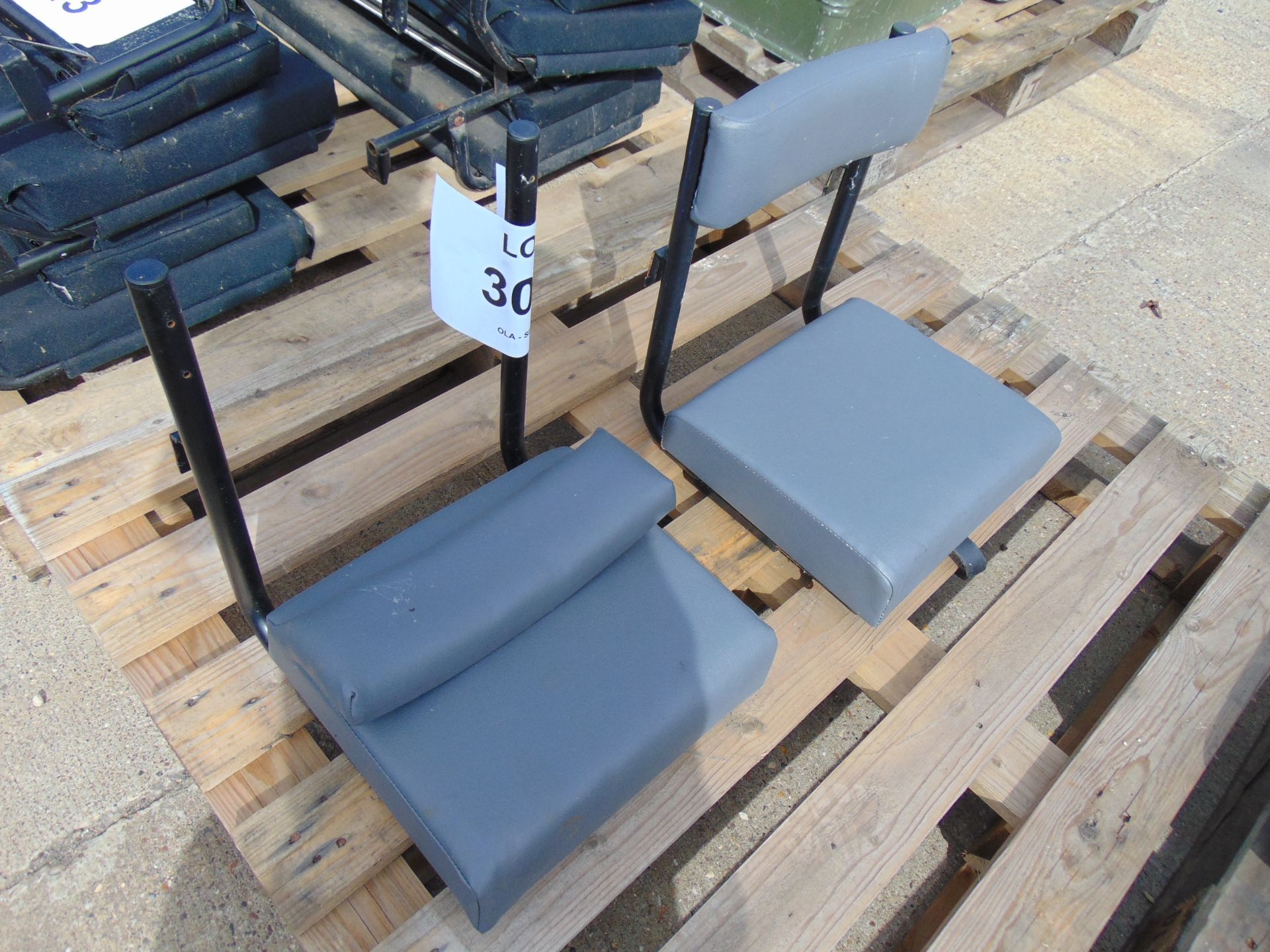 2 x Land Rover FFR Operator / Jump Seats - Image 2 of 3