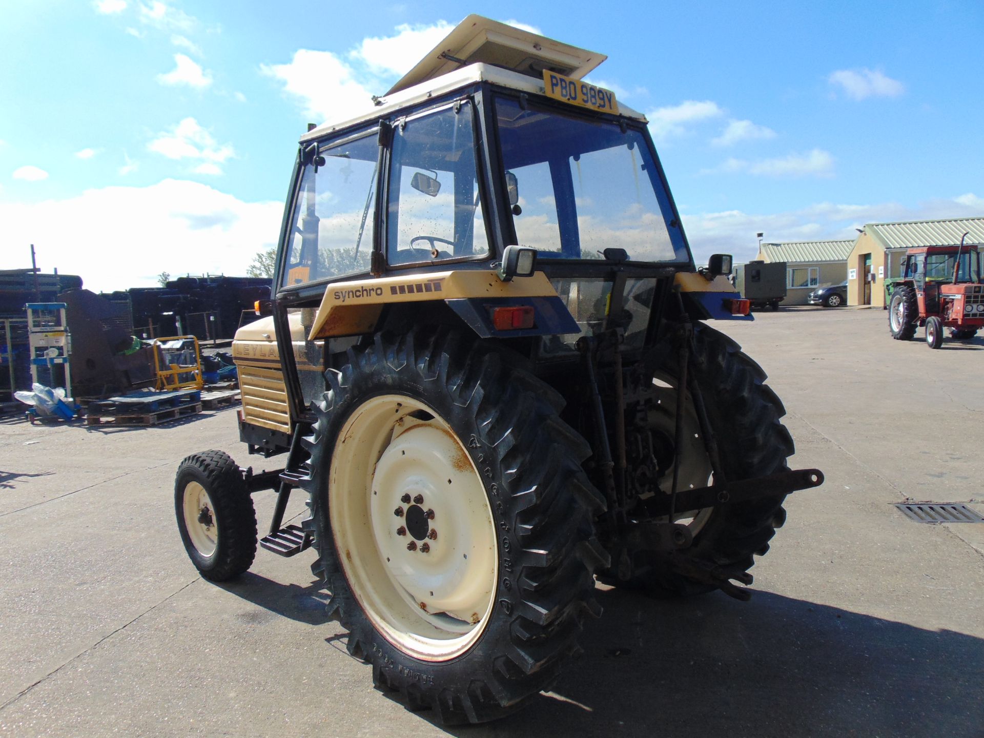 Leyland 702 Synchro 2WD Tractor Only 3,507 Hours - Image 8 of 22