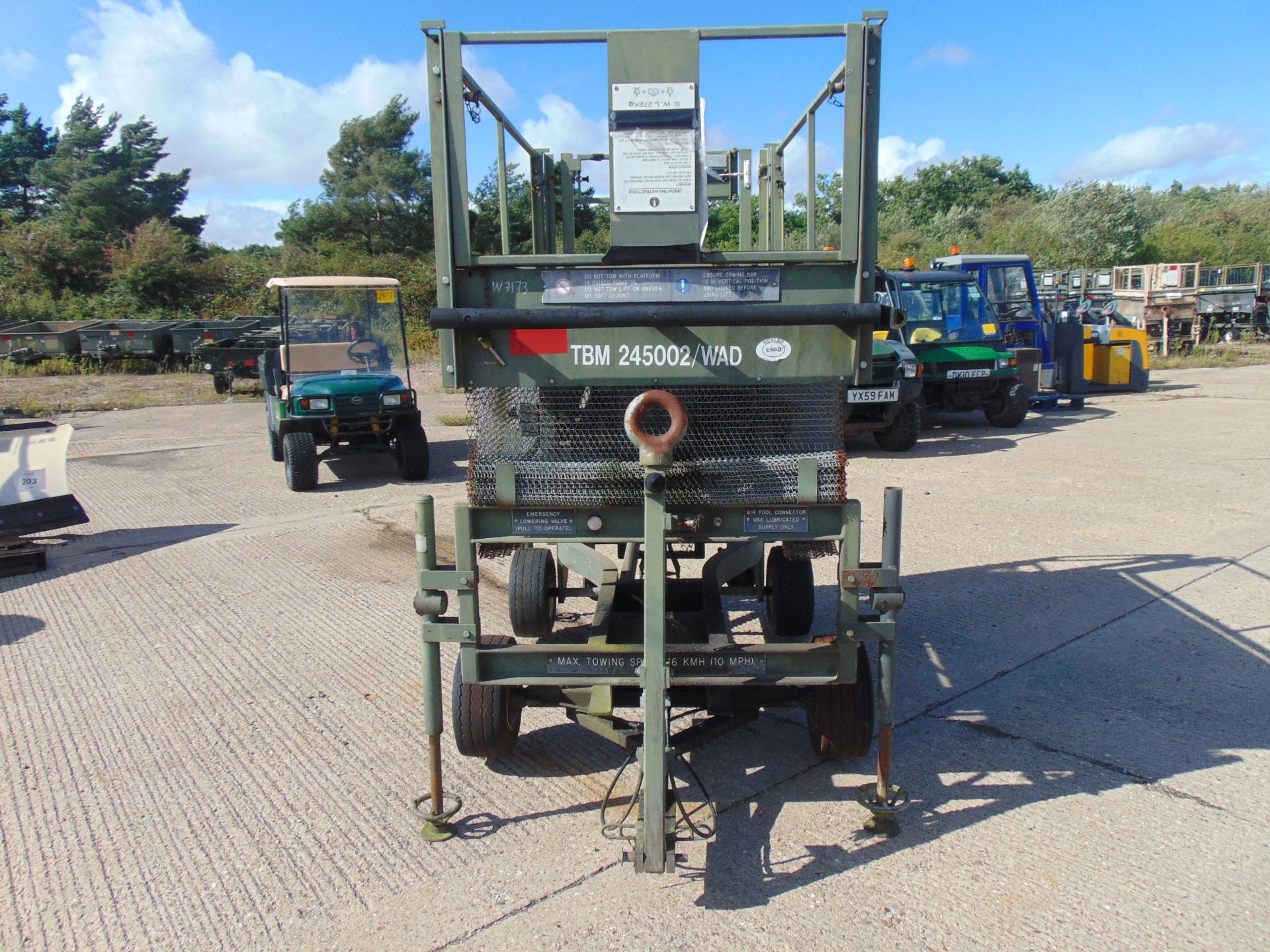 RAF Maintenance Unit UK Lift Hydraulic Access Platform SWL 272 Kgs - Image 8 of 16