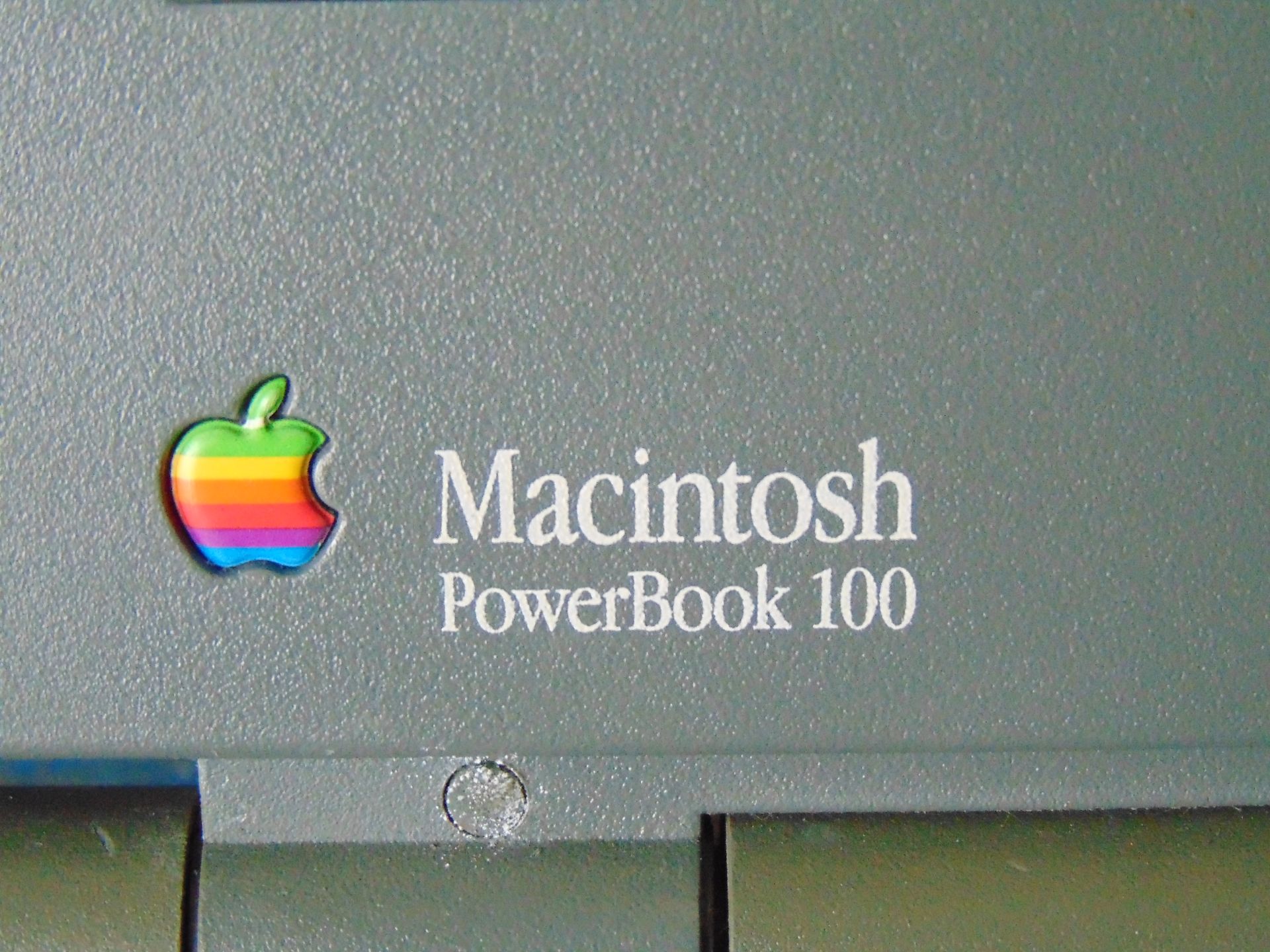 Vintage Macintosh Powerbook 100 Laptop Computer - Image 4 of 12