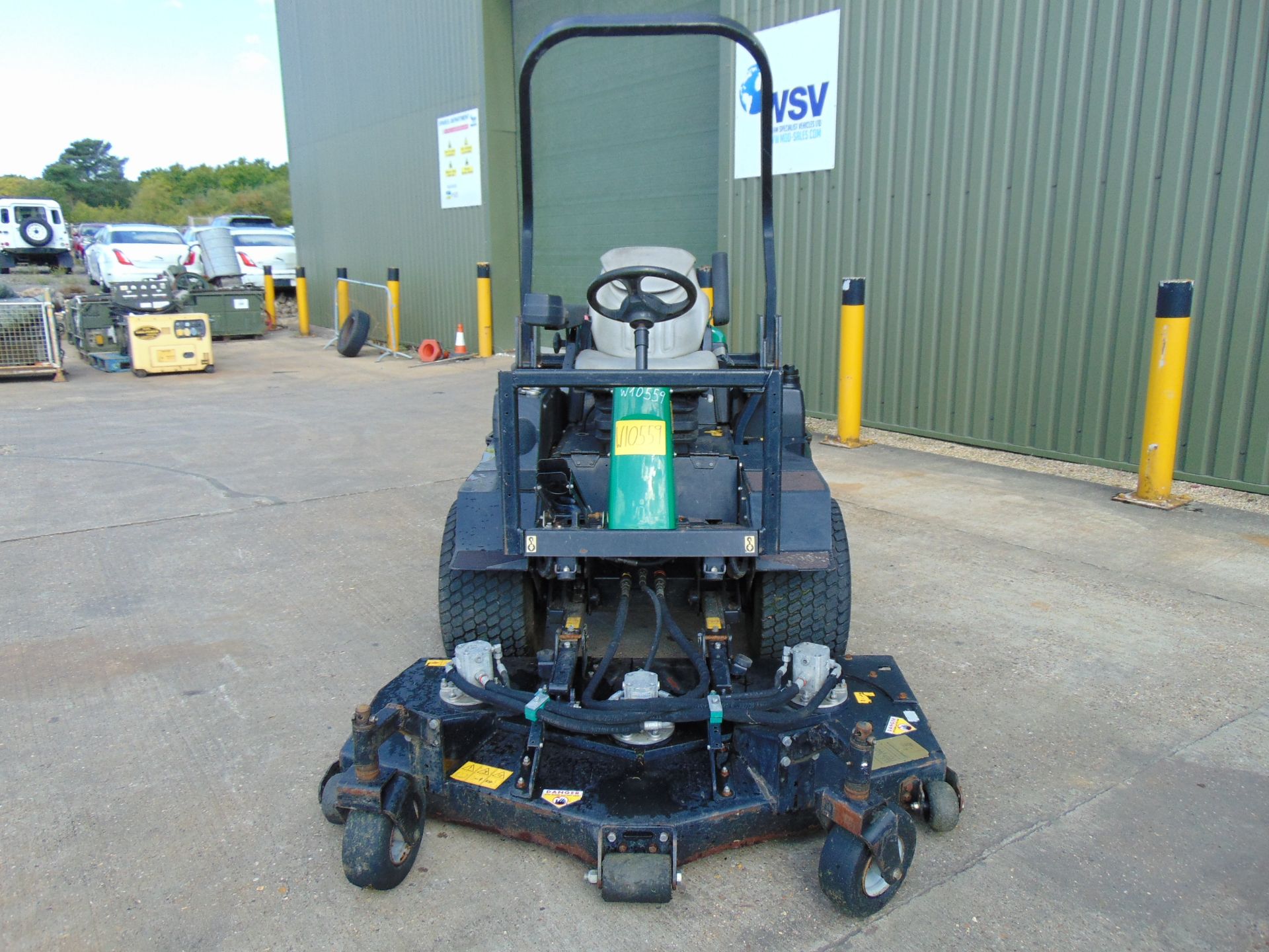 2012 Ransomes HR 3300T Outfront 3 Blade Hydraulic Rotary Mower. 4,560 hrs from UK Govt Contract. - Image 3 of 22