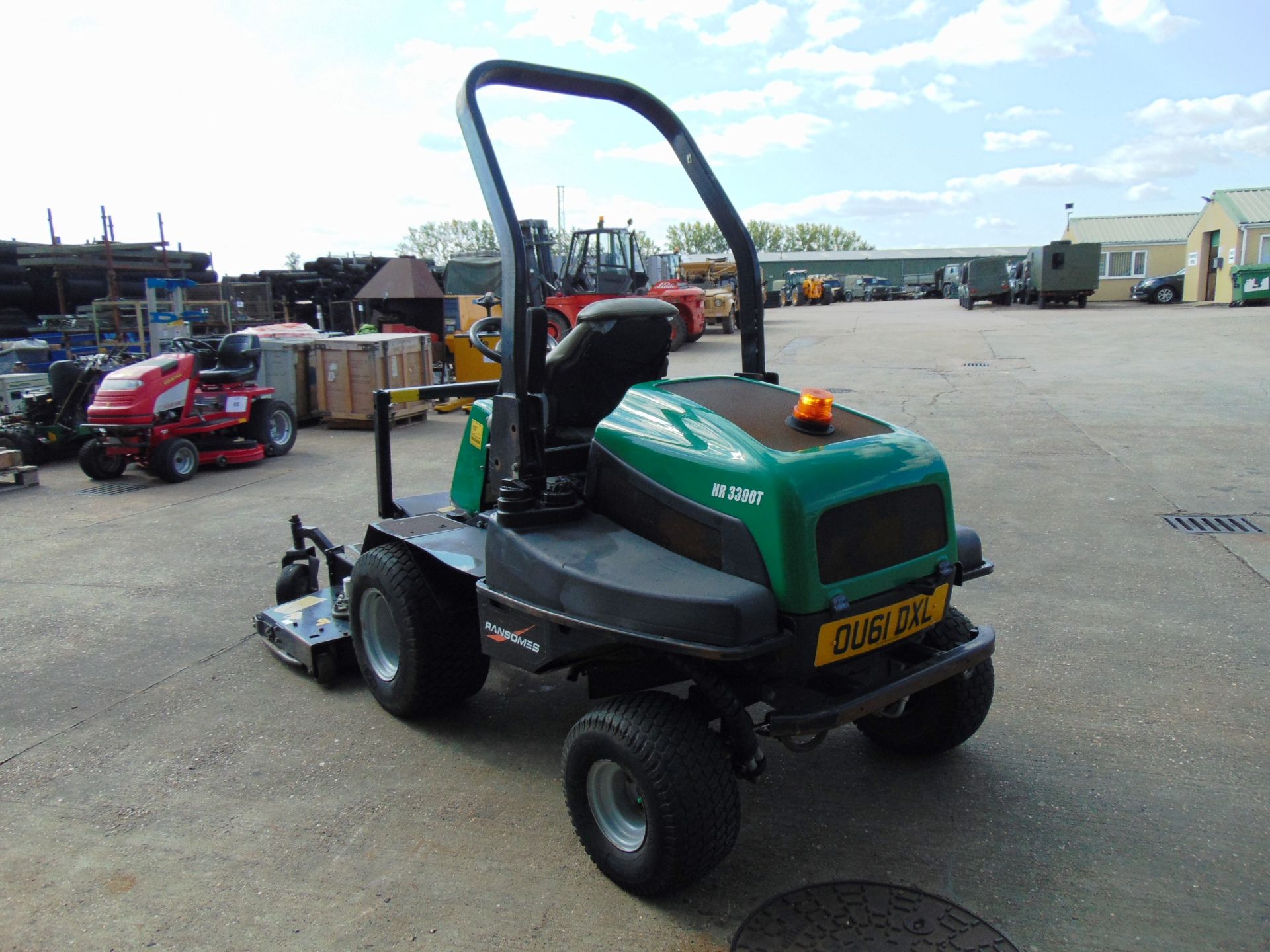 2012 Ransomes HR 3300T Outfront 3 Blade Hydraulic Rotary Mower. 4,560 hrs from UK Govt Contract. - Image 9 of 22