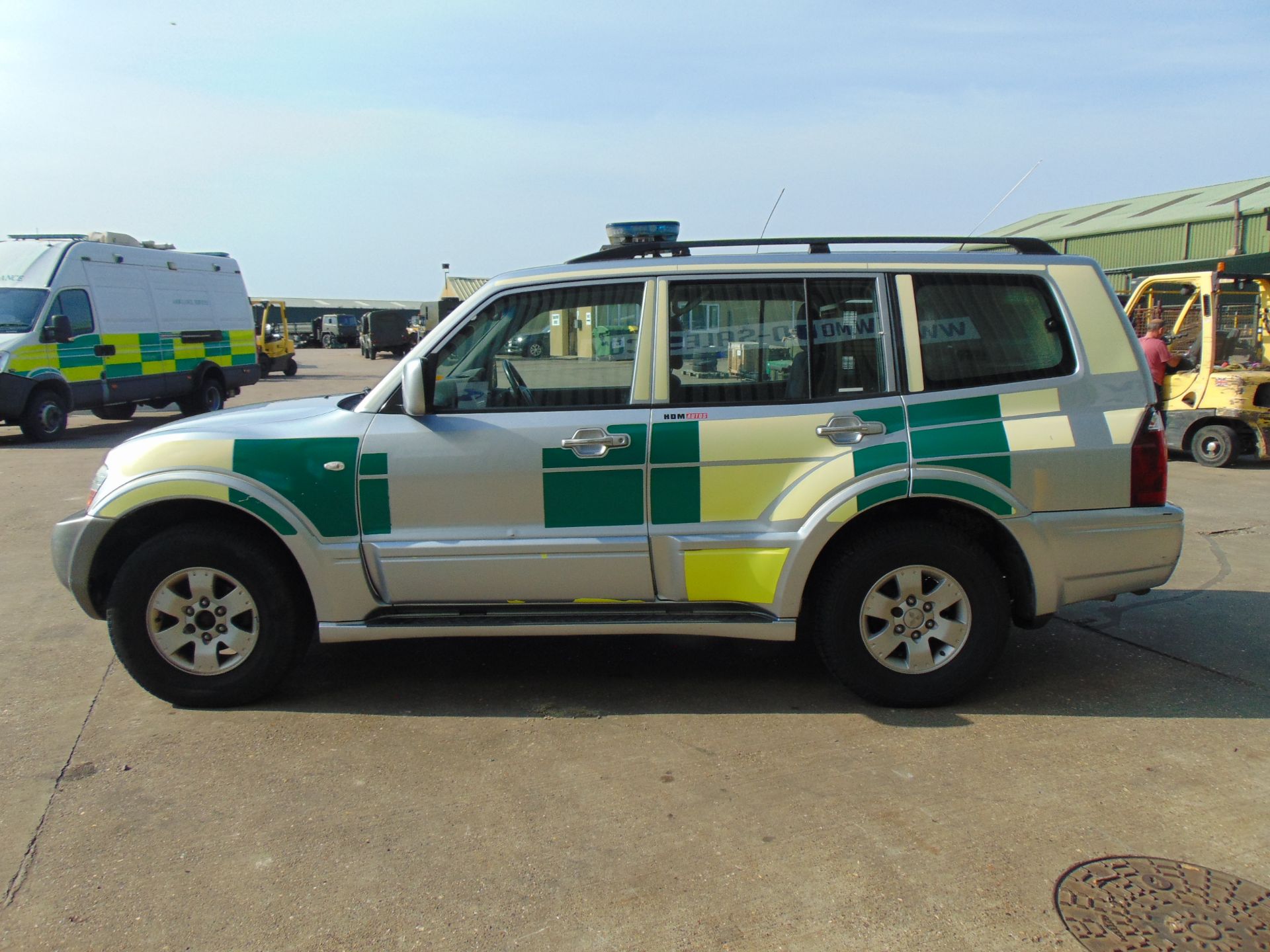 Mitsubishi Shogun 3.2 Turbo Diesel Only 95,601 miles - Image 5 of 21