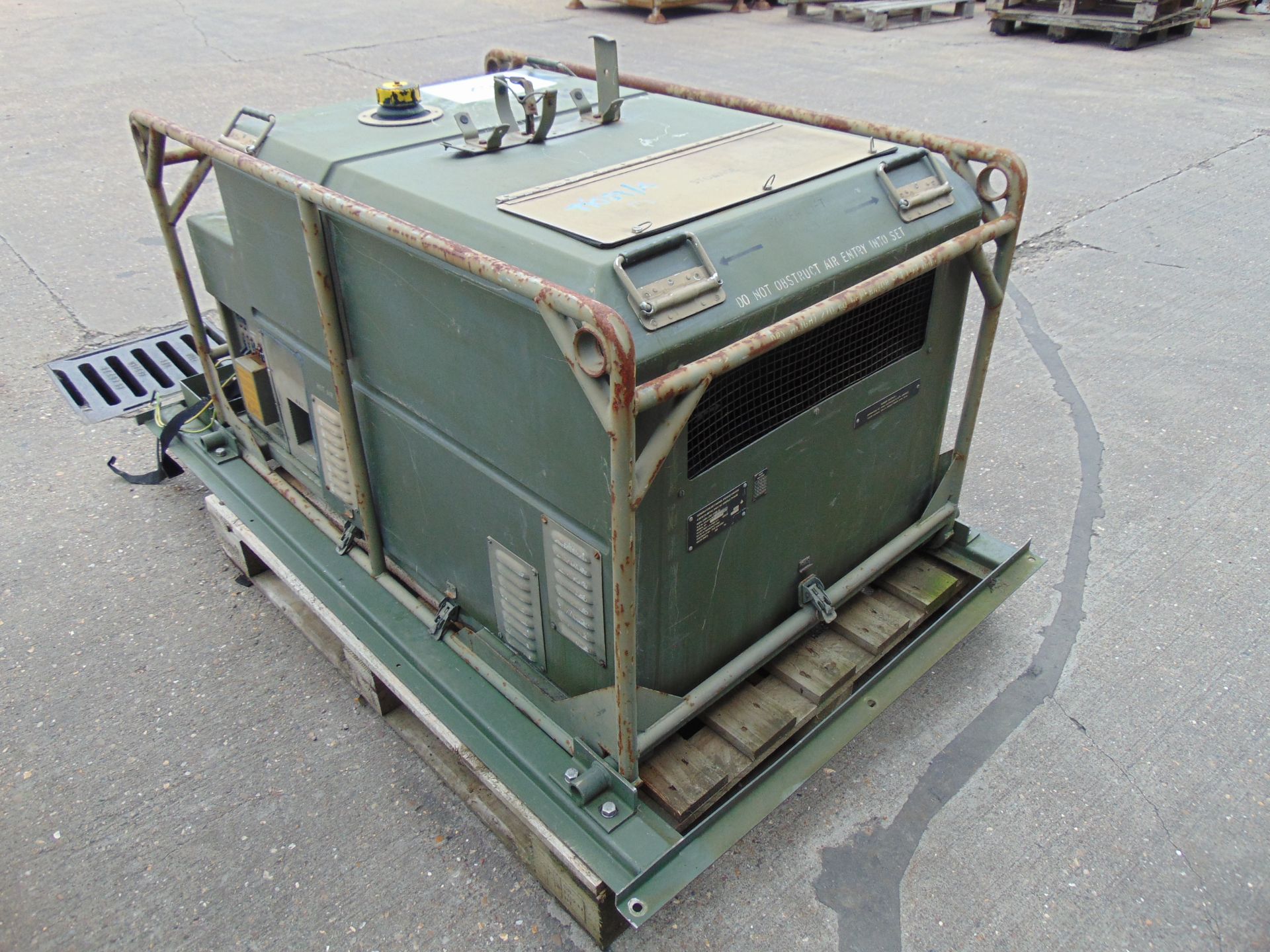 Lister/ Petter 5.6 KVA 240 volt single phase 50 Hz Diesel Generator - Image 4 of 6