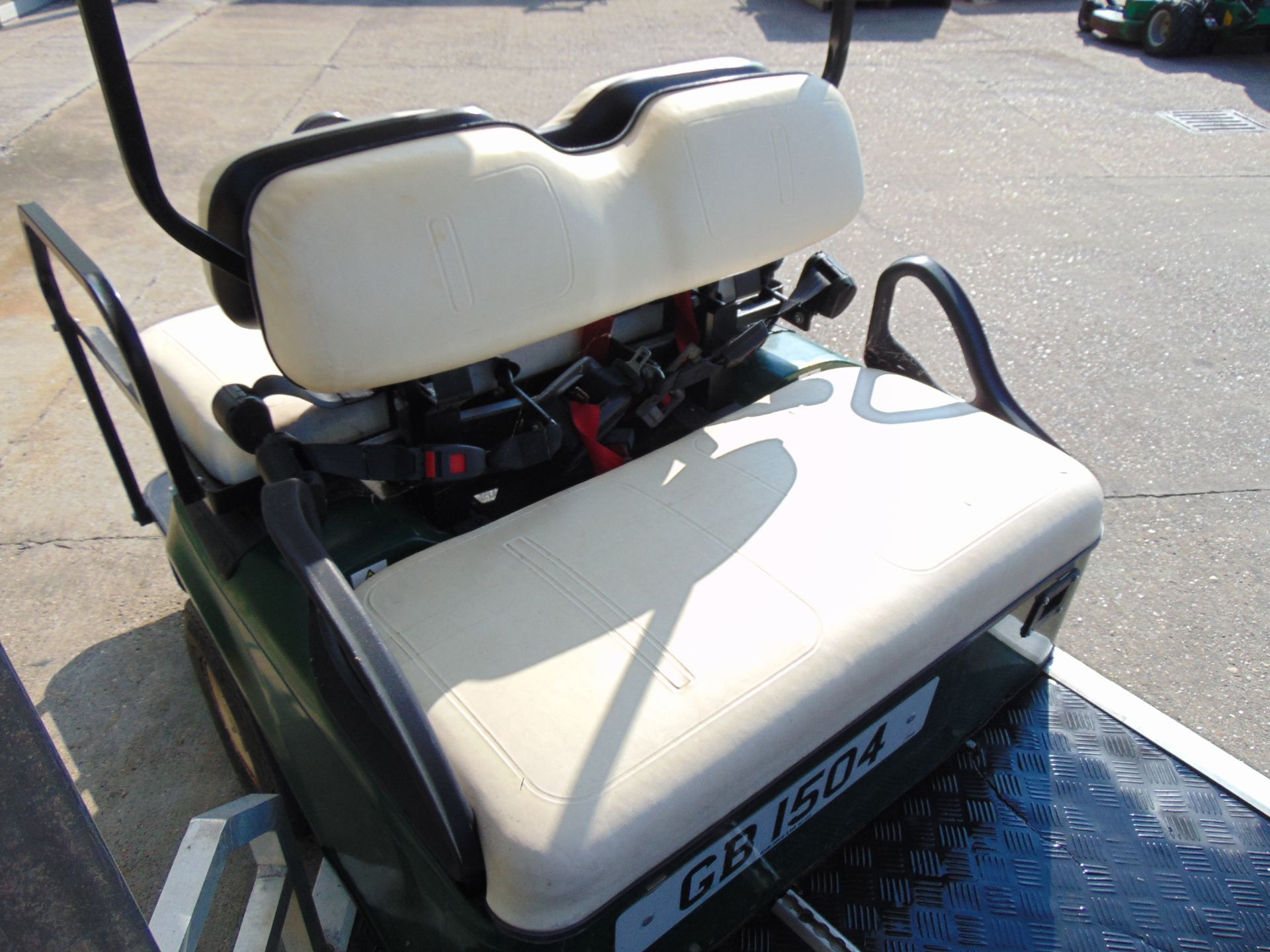 E-Z-GO 5 Seater Golf Buggy / Estate Vehicle c/w Side Loading Ramp - Image 11 of 19