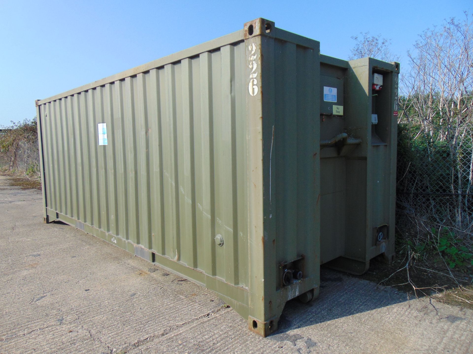 Frontline toilet and shower block units - Image 3 of 29