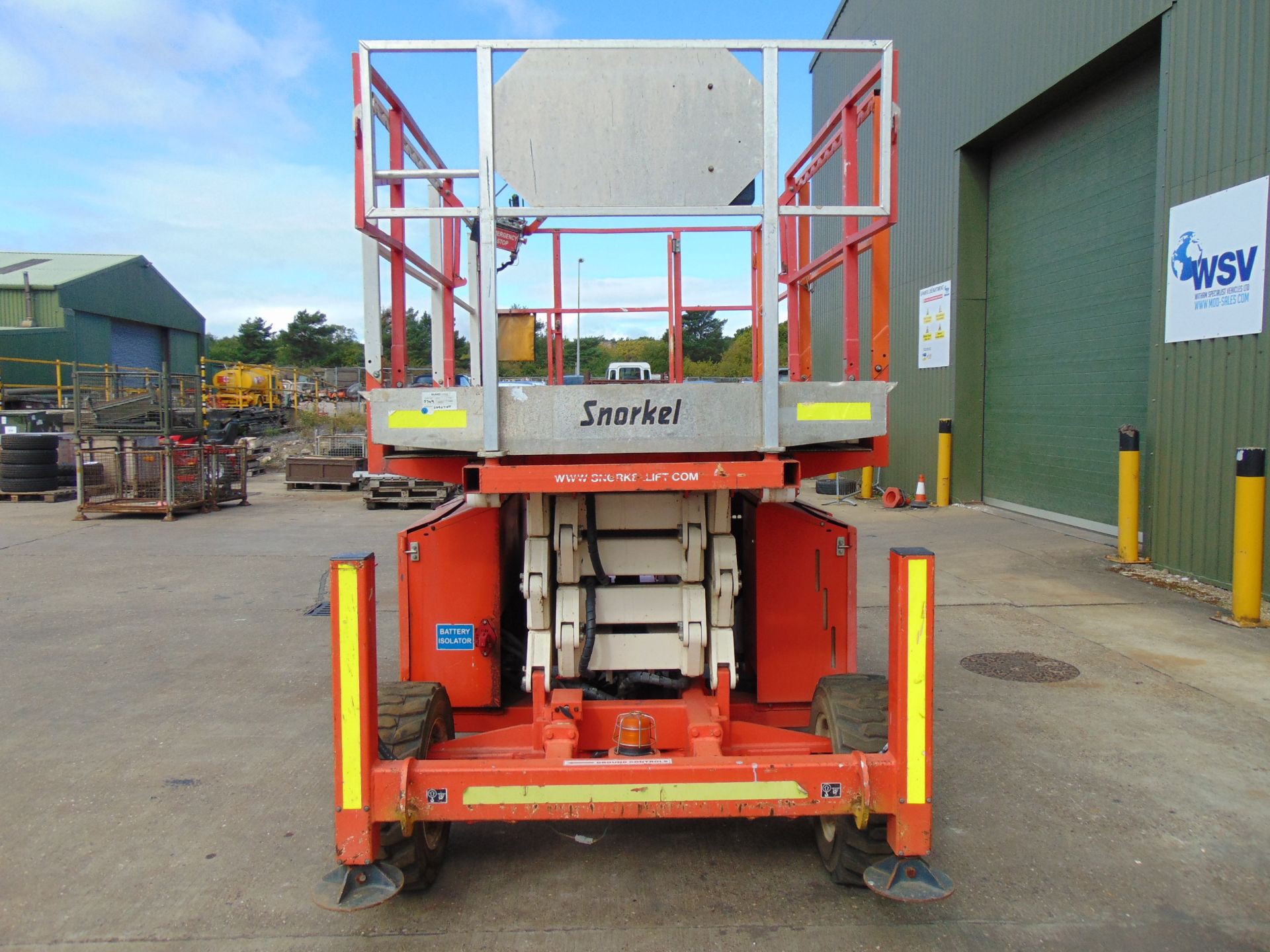 Snorkel SR2770 Rough Terrain Kubota Diesel Scissor Lift / Access Platform only 1,572 Hours! - Bild 11 aus 27