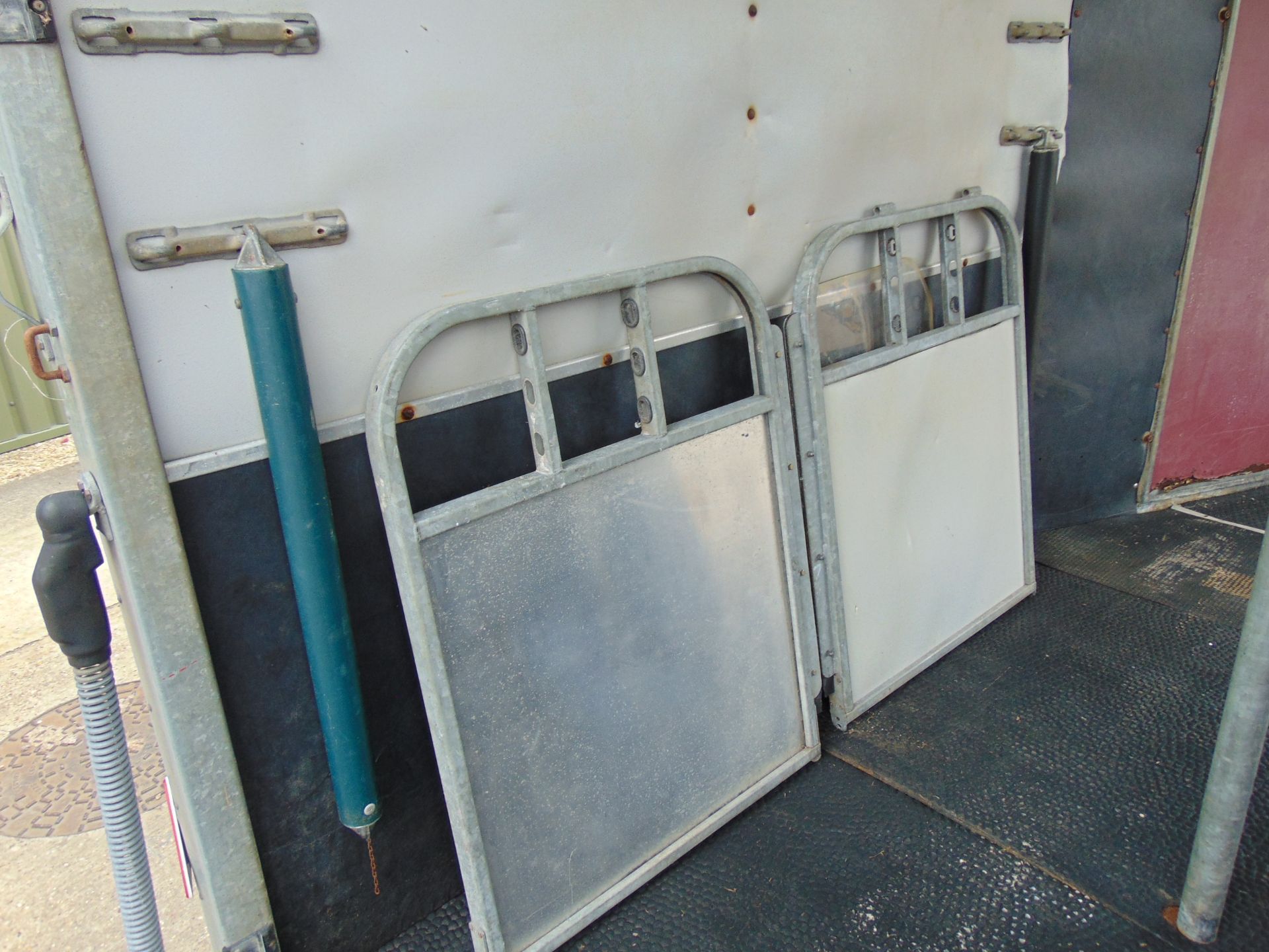 Ifor Williams Twin Horsebox Trailer - Image 8 of 14